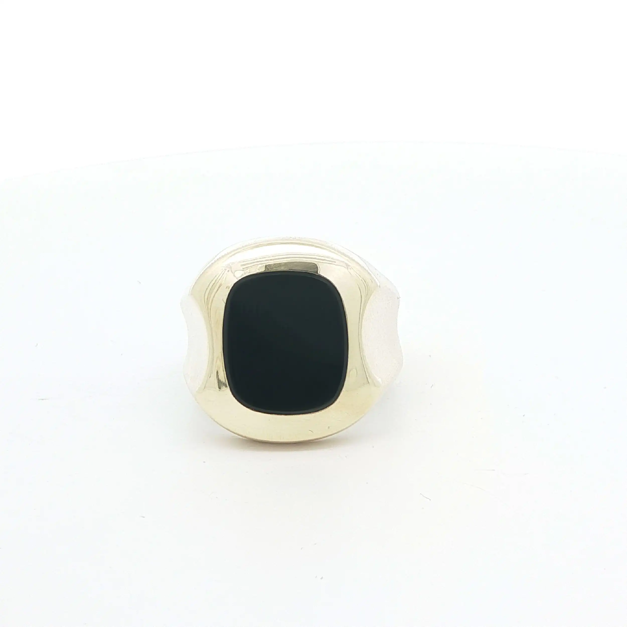Ring Gelbgold mit Onyx Ring Gelbgold mit Onyx