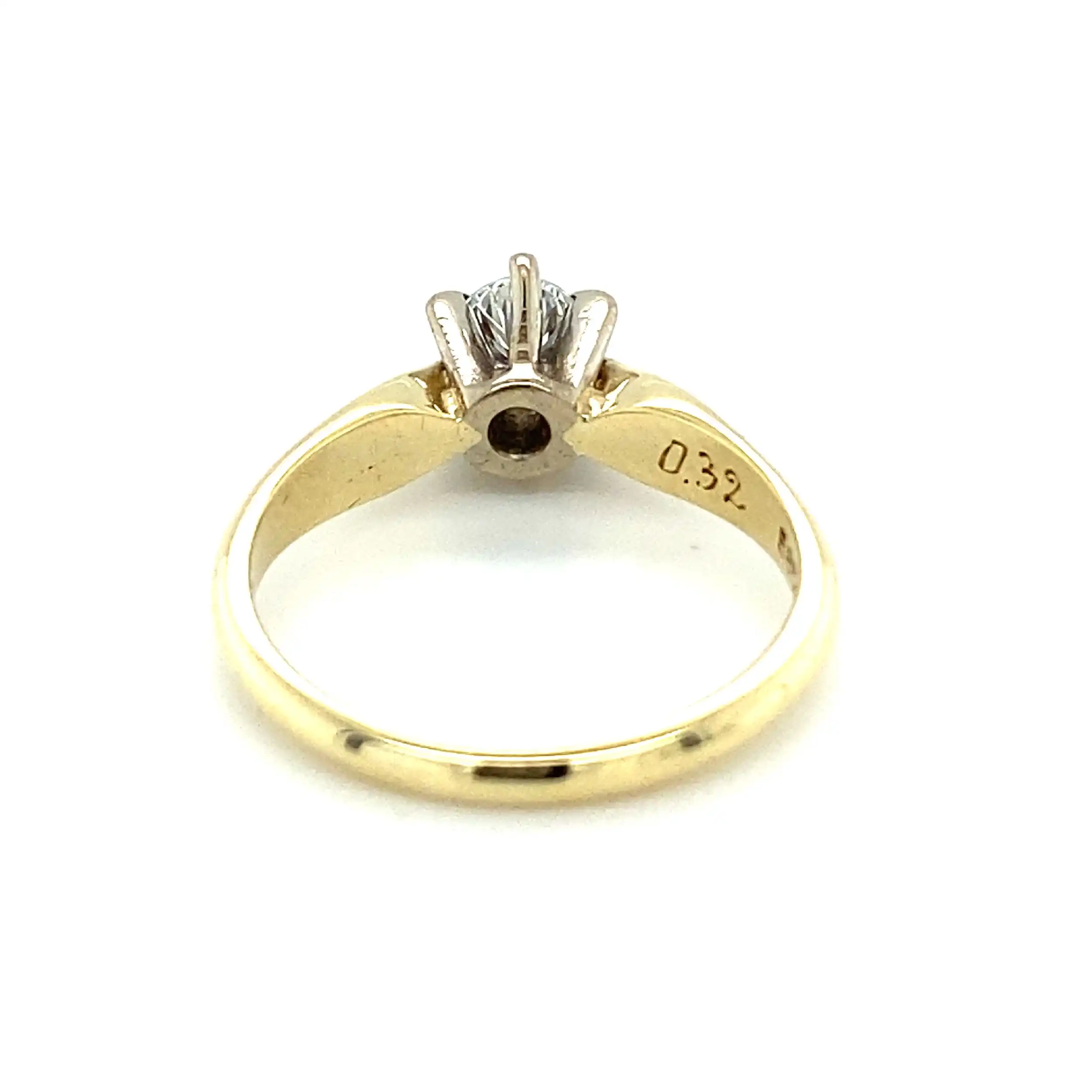 Ring Bicolor mit Brillant, graviert mit 0,32ct. Ring Bicolor mit Brillant, graviert mit 0,32ct.