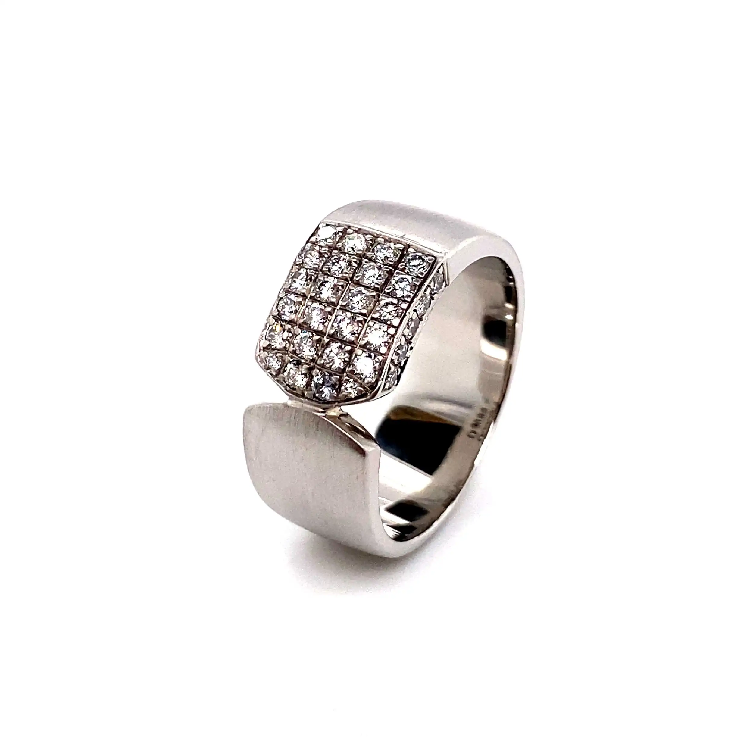 Ring Weißgold mit Brillanten Ring Weißgold mit Brillanten