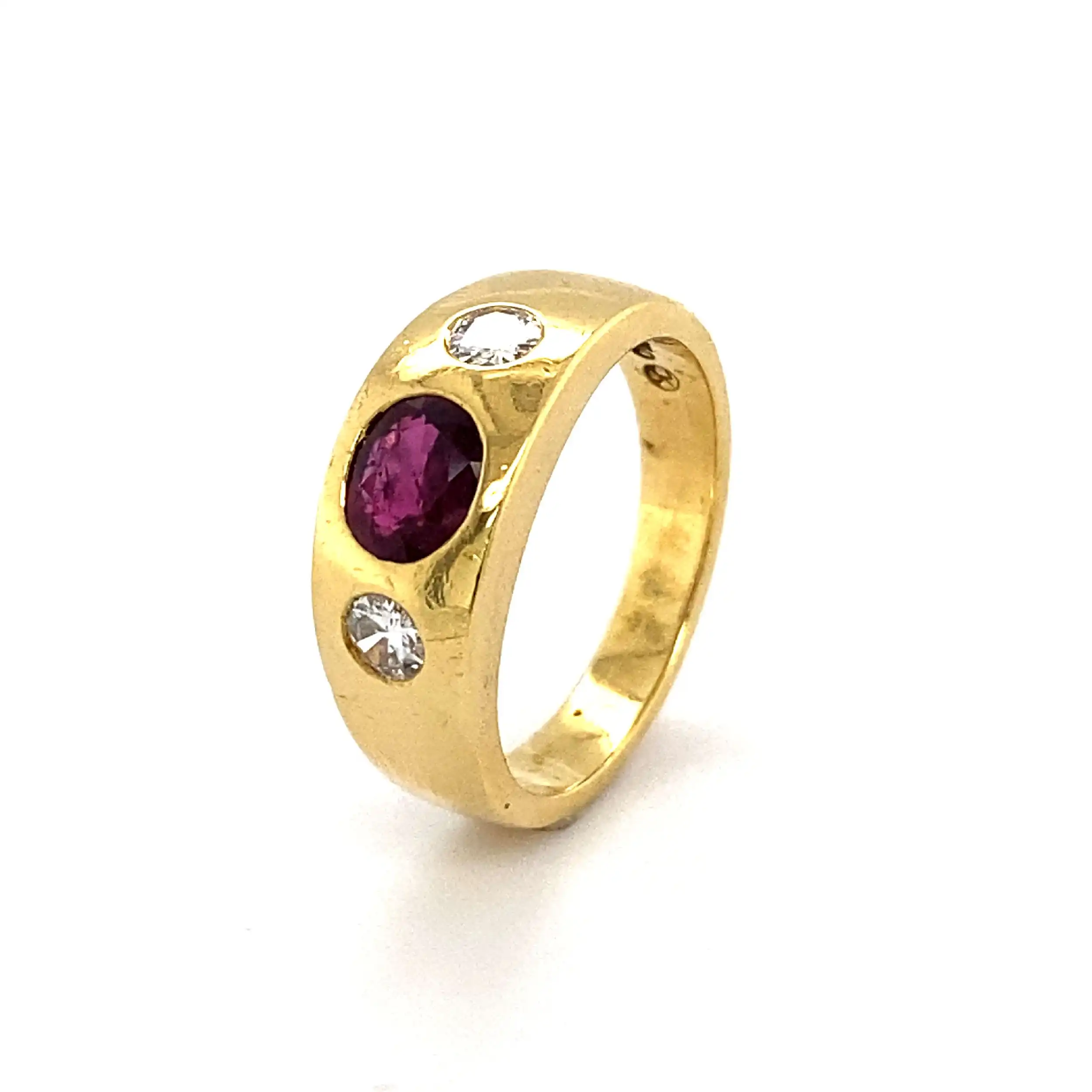 Ring Gelbgold mit Rubin und Brillanten Ring Gelbgold mit Rubin und Brillanten