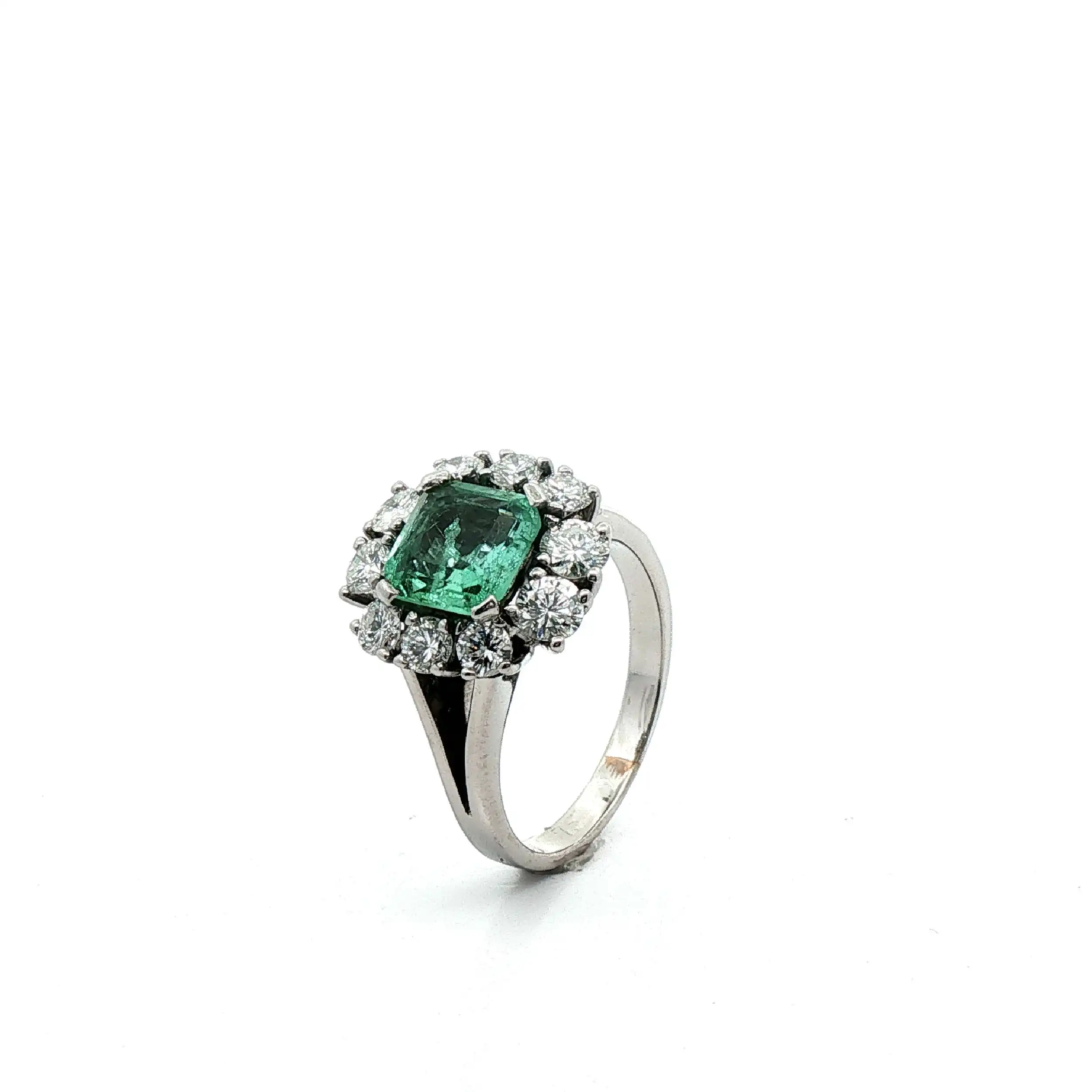 Ring Weißgold mit Smaragd und Brillanten