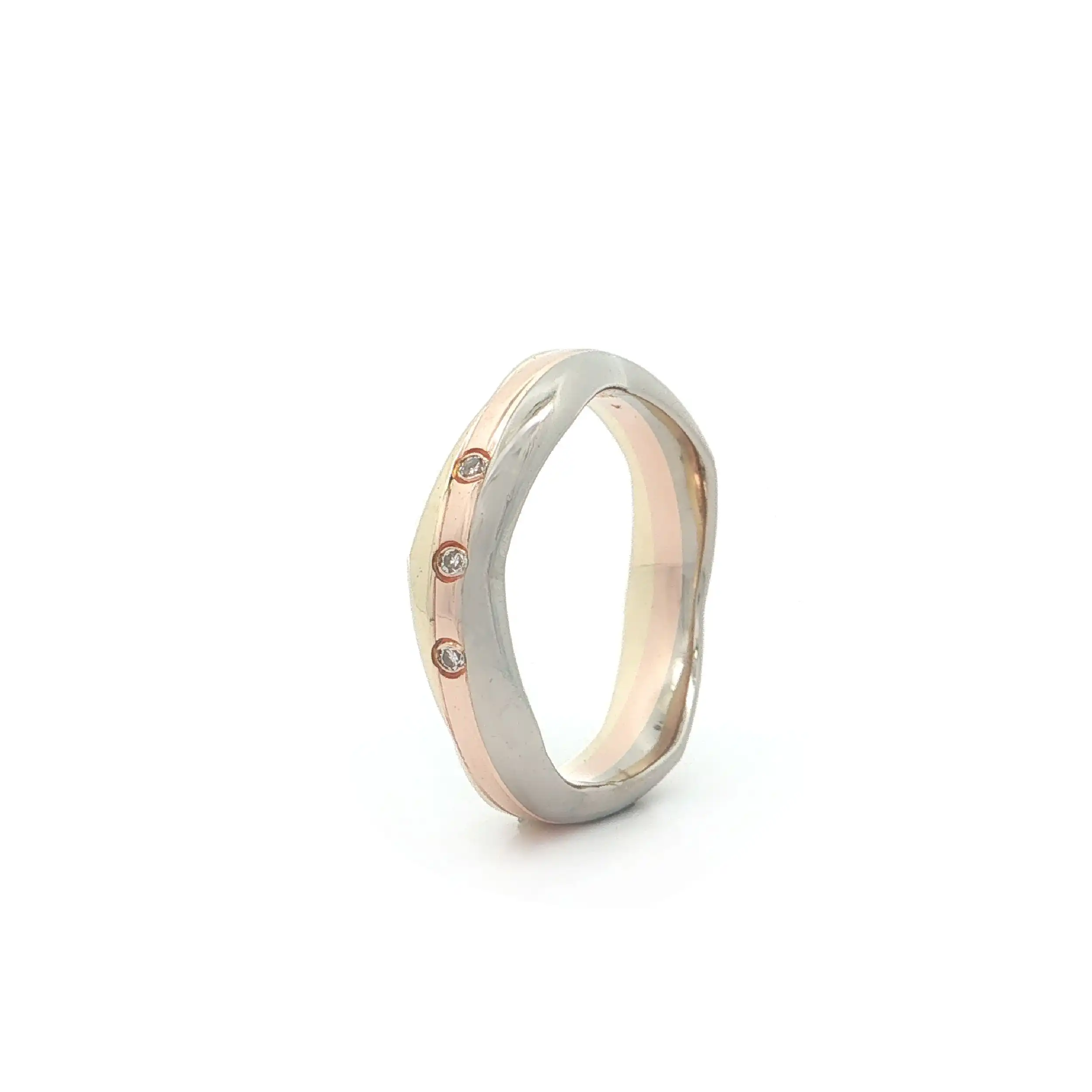 Ring Tricolor mit Diamanten