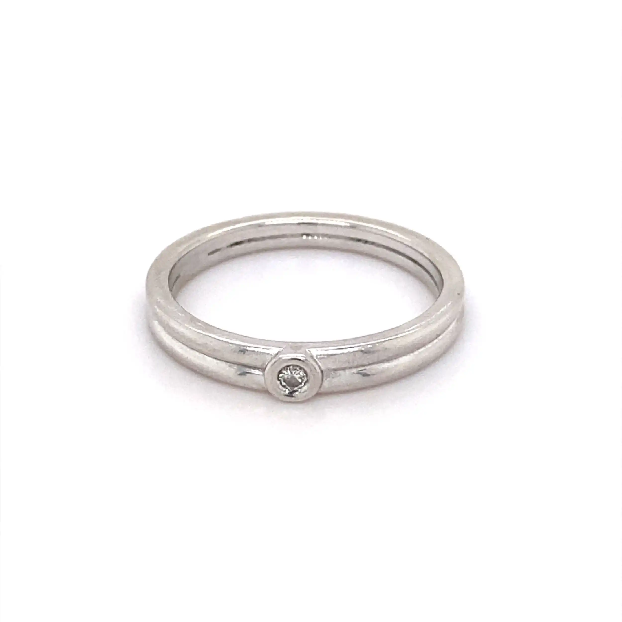 Ring Weißgold mit Brillant, graviert mit 0,08ct Ring Weißgold mit Brillant, graviert mit 0,08ct
