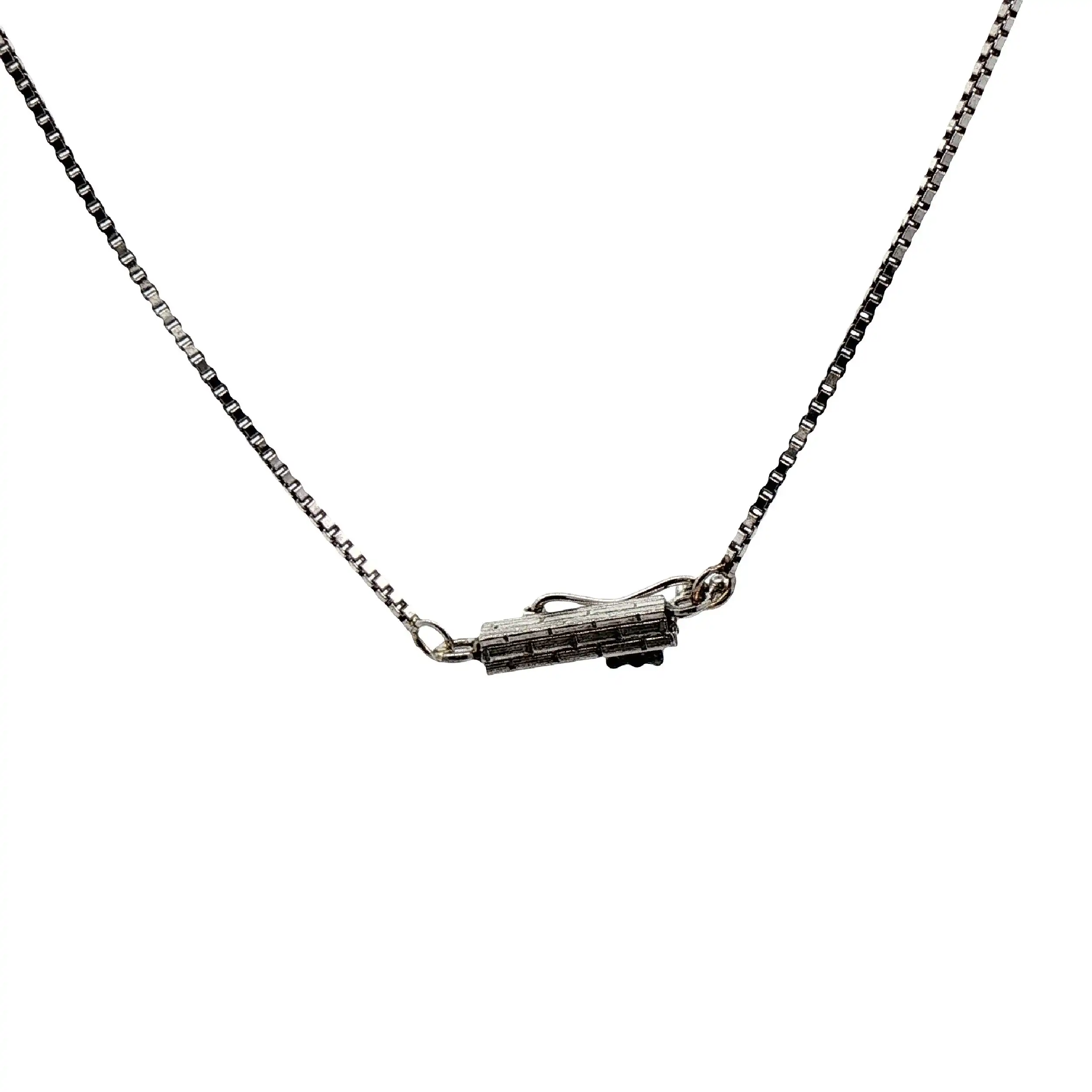 Collier Weißgold mit Smaragd und Baguette Diamanten