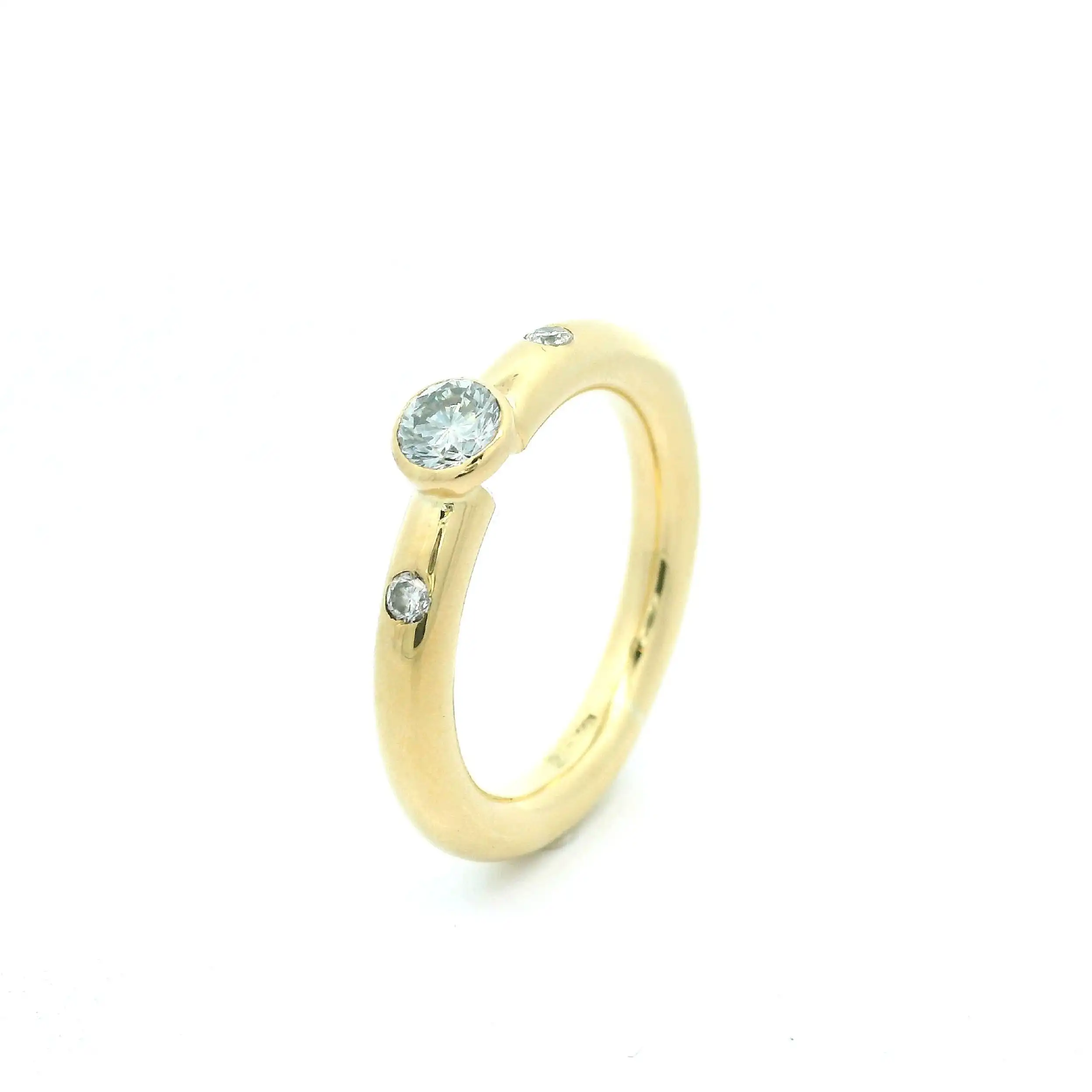 Ring Gelbgold mit Brillanten Ring Gelbgold mit Brillanten
