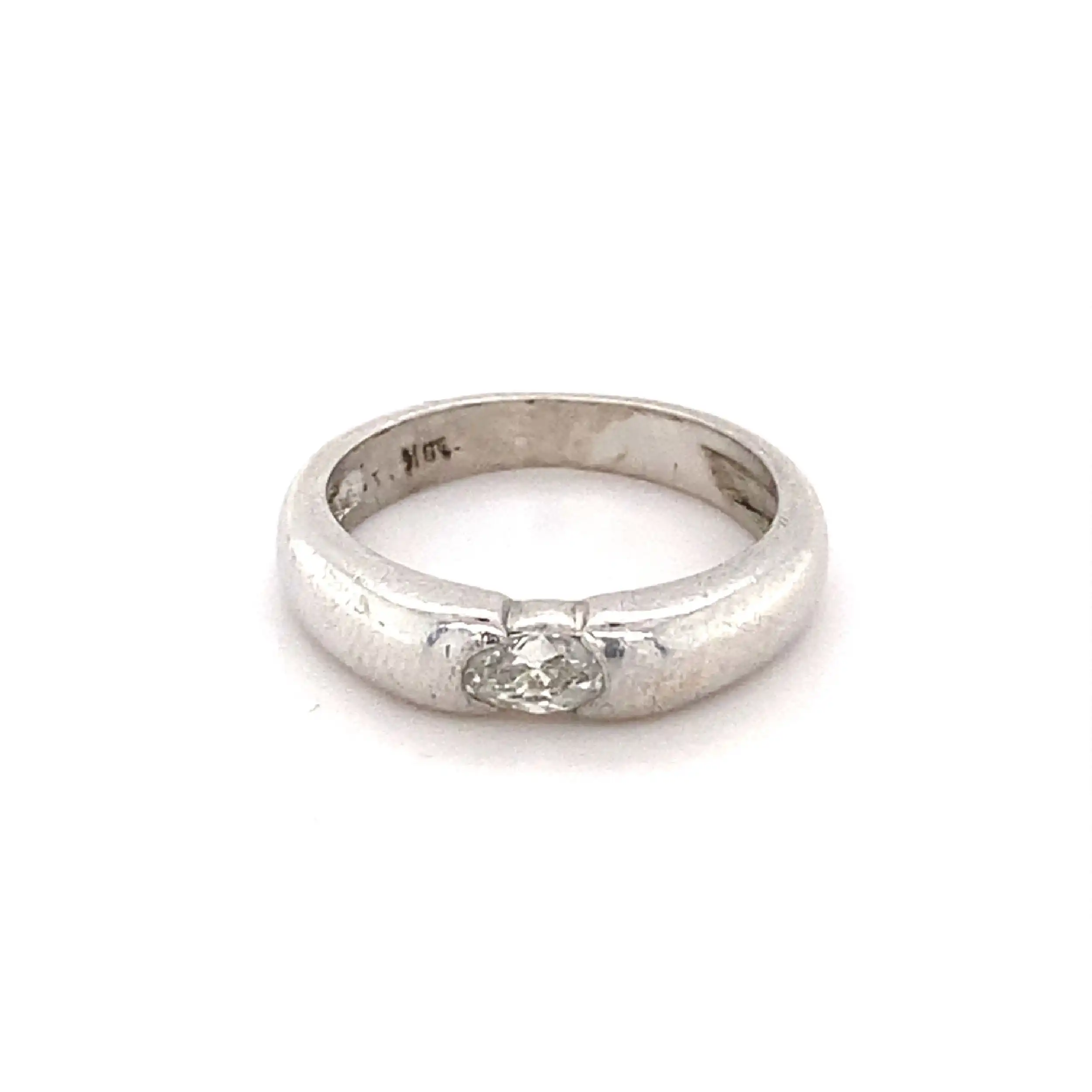 Ring Weißgold mit Diamant in Marquis-Schliff Ring Weißgold mit Diamant in Marquis-Schliff