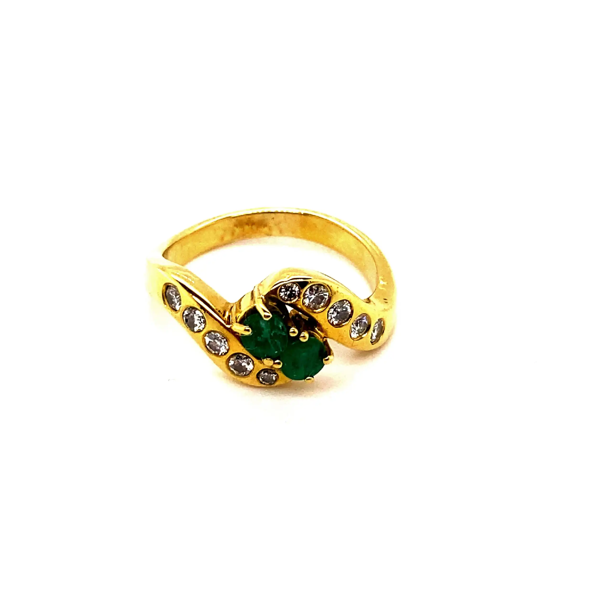 Ring Gelbgold mit Brillanten und Smaragden Ring Gelbgold mit Brillanten und Smaragden