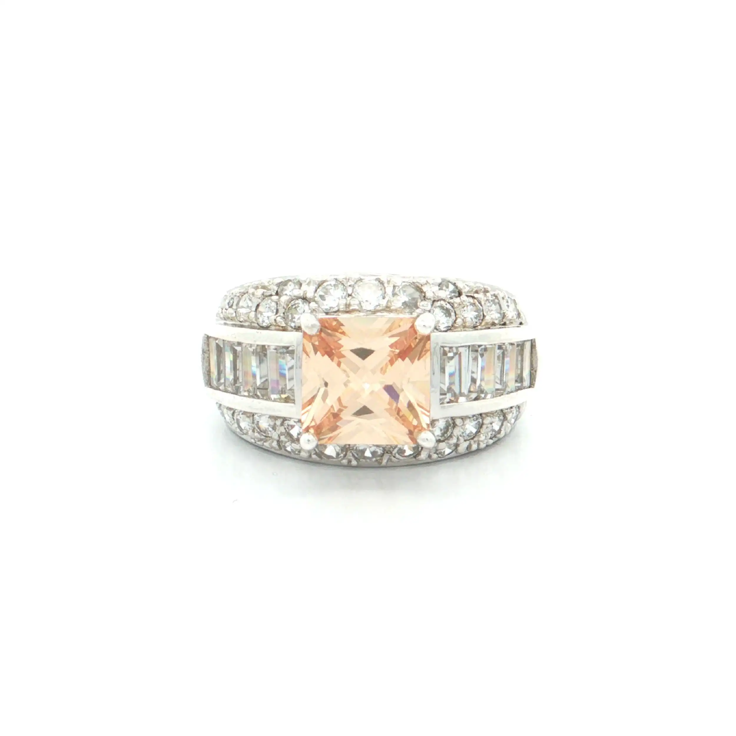 Ring Silber mit Farbstein und Zirkonia Ring Silber mit Farbstein und Zirkonia