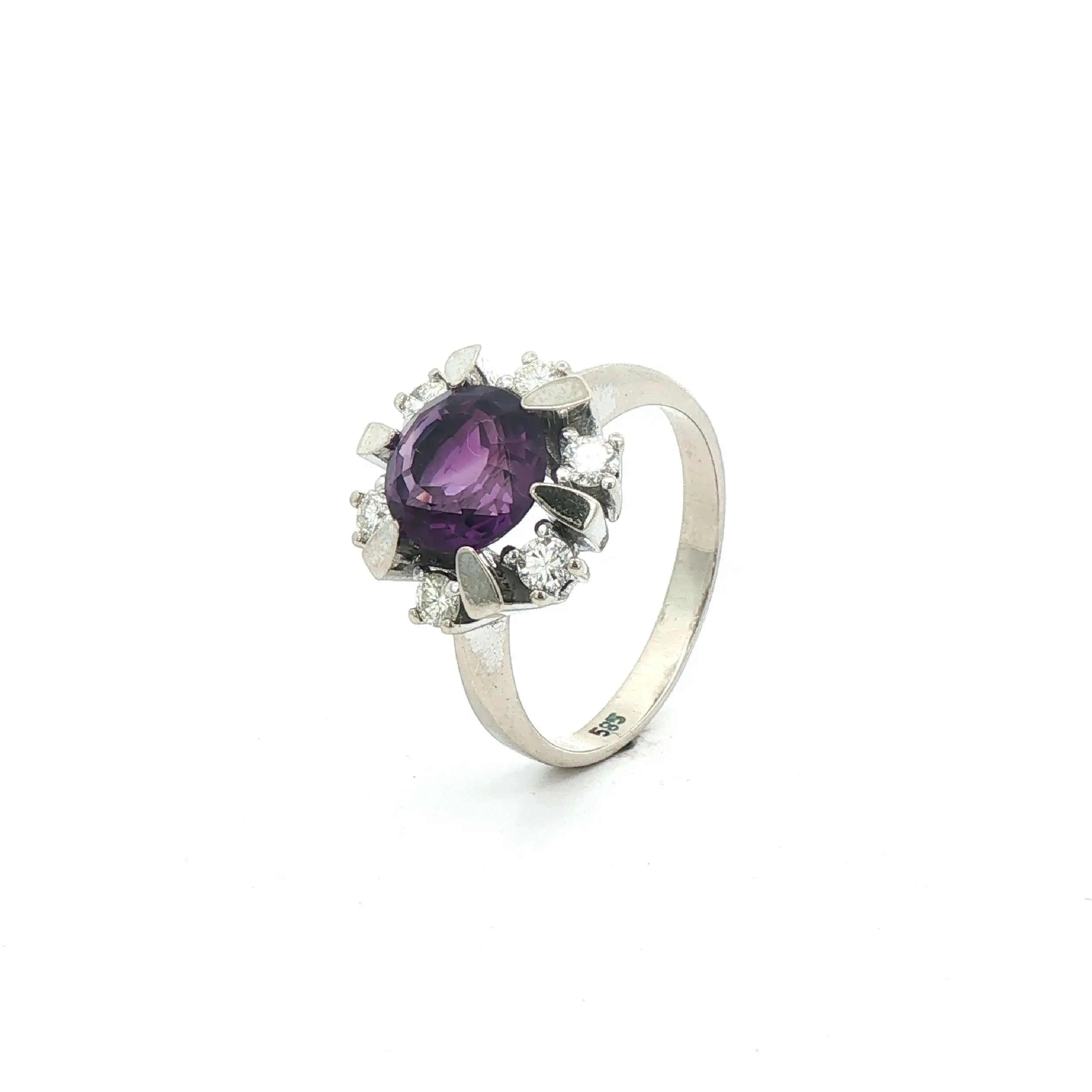 Ring Weißgold mit Brillanten und Amethyst Ring Weißgold mit Brillanten und Amethyst