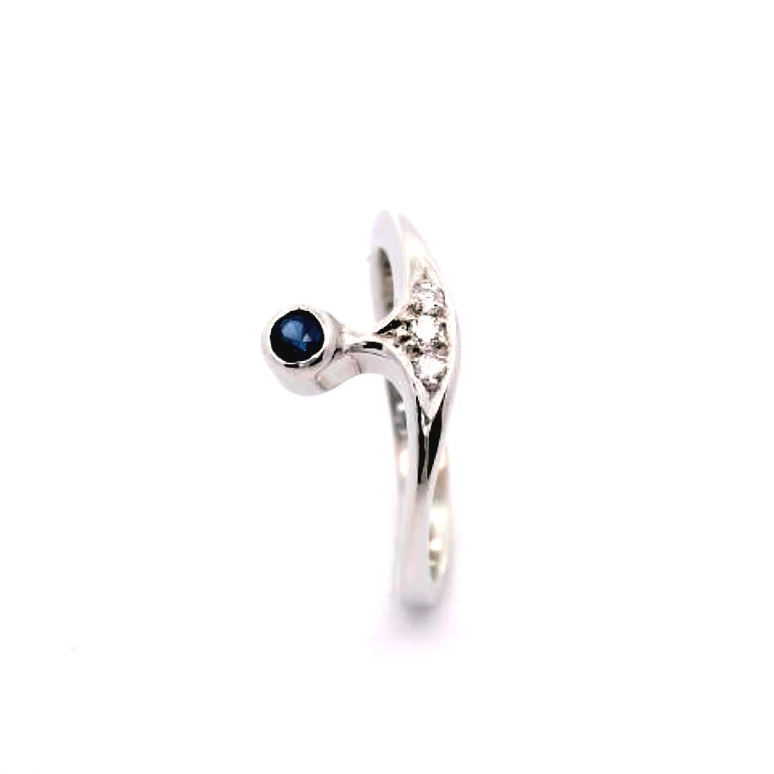 Ring Weißgold mit Brillanten und Saphir Ring Weißgold mit Brillanten und Saphir