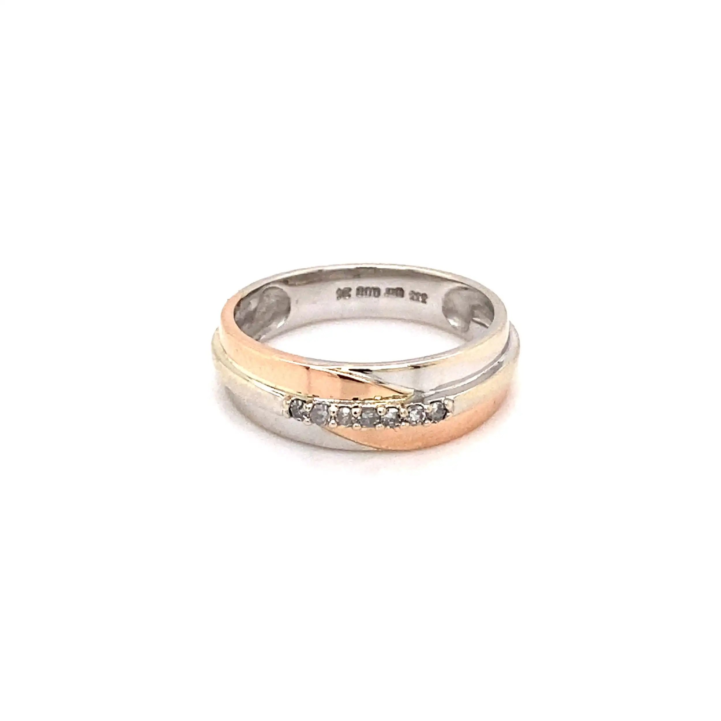 Ring Bicolor mit Brillanten graviert mit 0,08ct Ring Bicolor mit Brillanten graviert mit 0,08ct