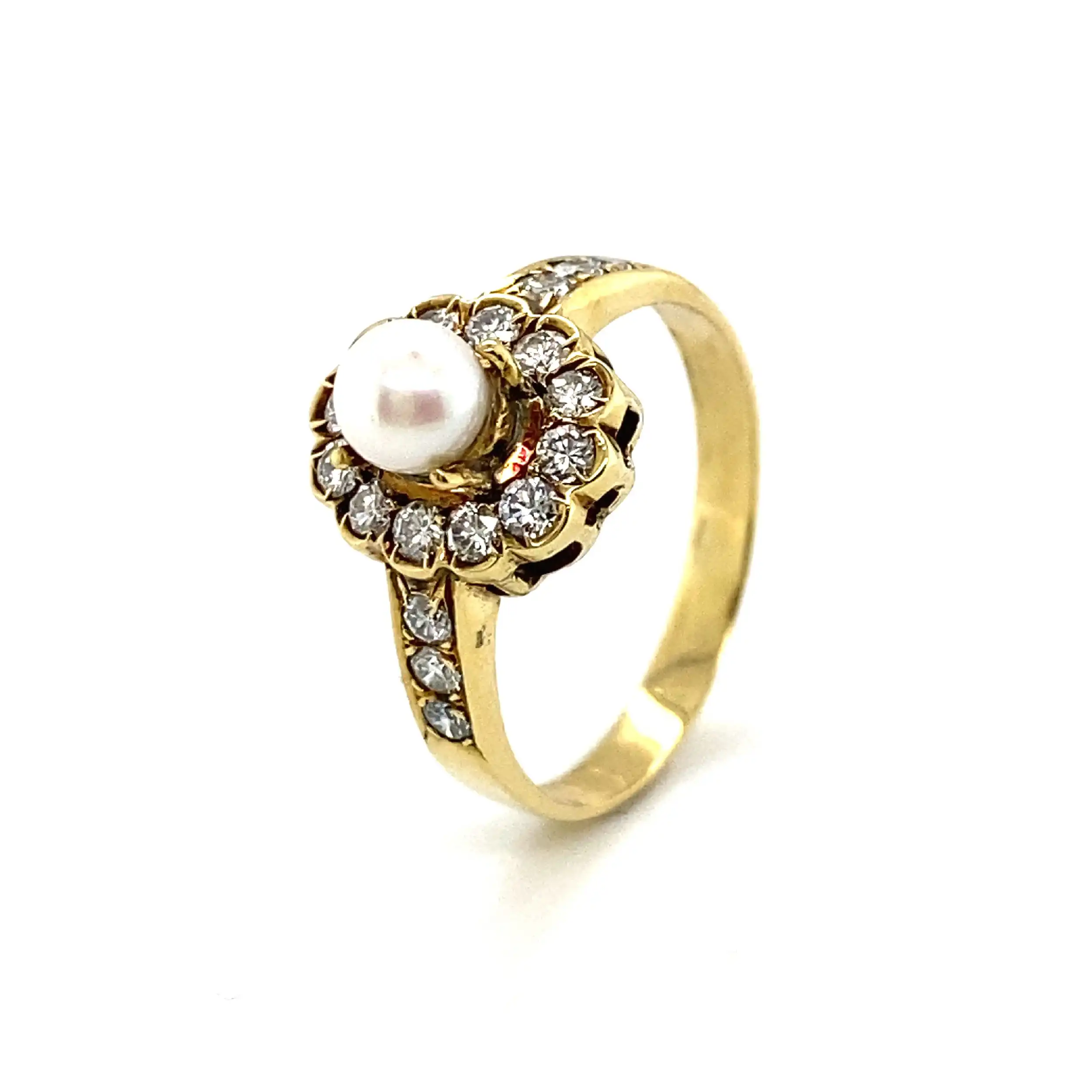 Ring Gelbgold mit Perle und 18 Brillanten Ring Gelbgold mit Perle und 18 Brillanten