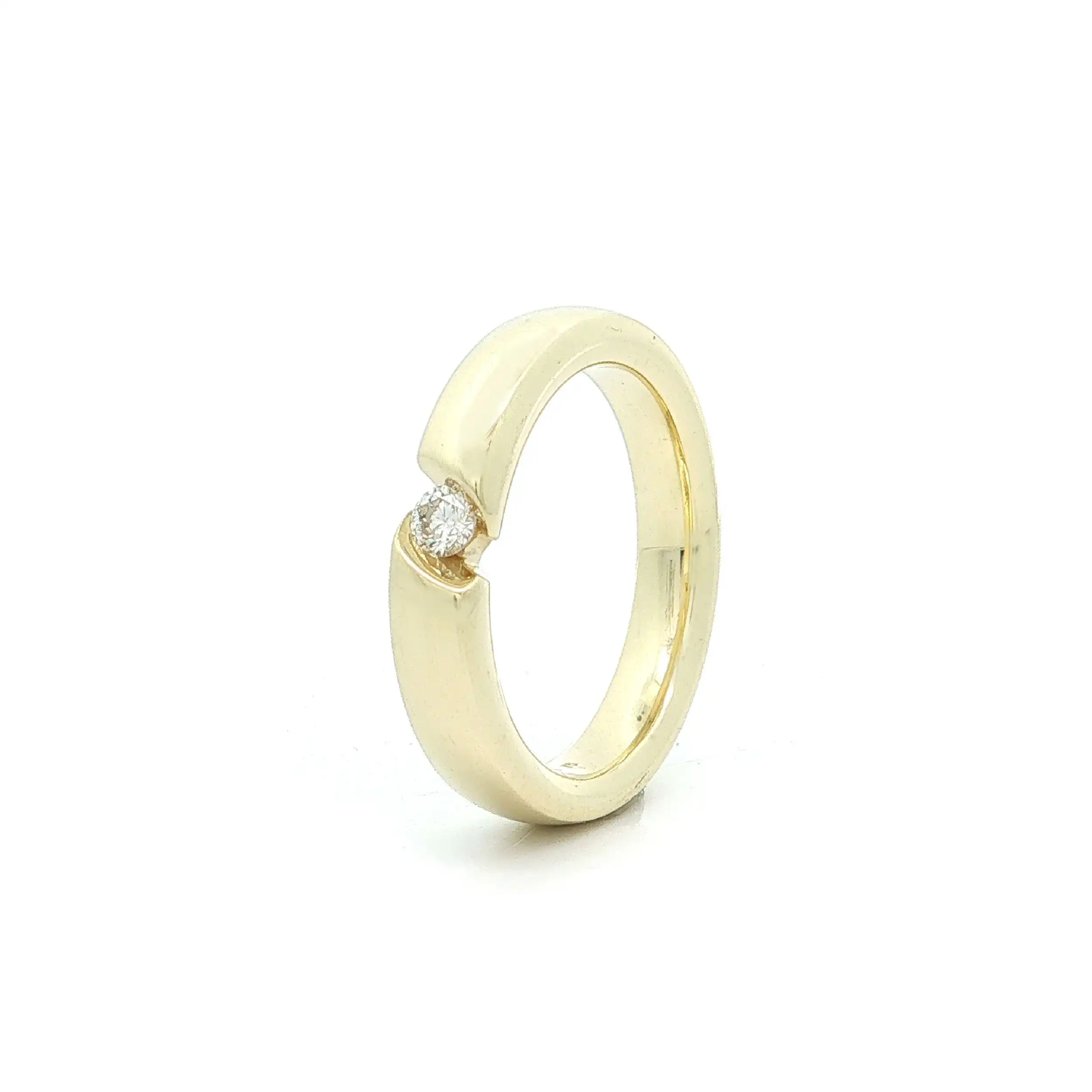 Ring Gelbgold mit Brillant, graviert mit 0,10ct Ring Gelbgold mit Brillant, graviert mit 0,10ct