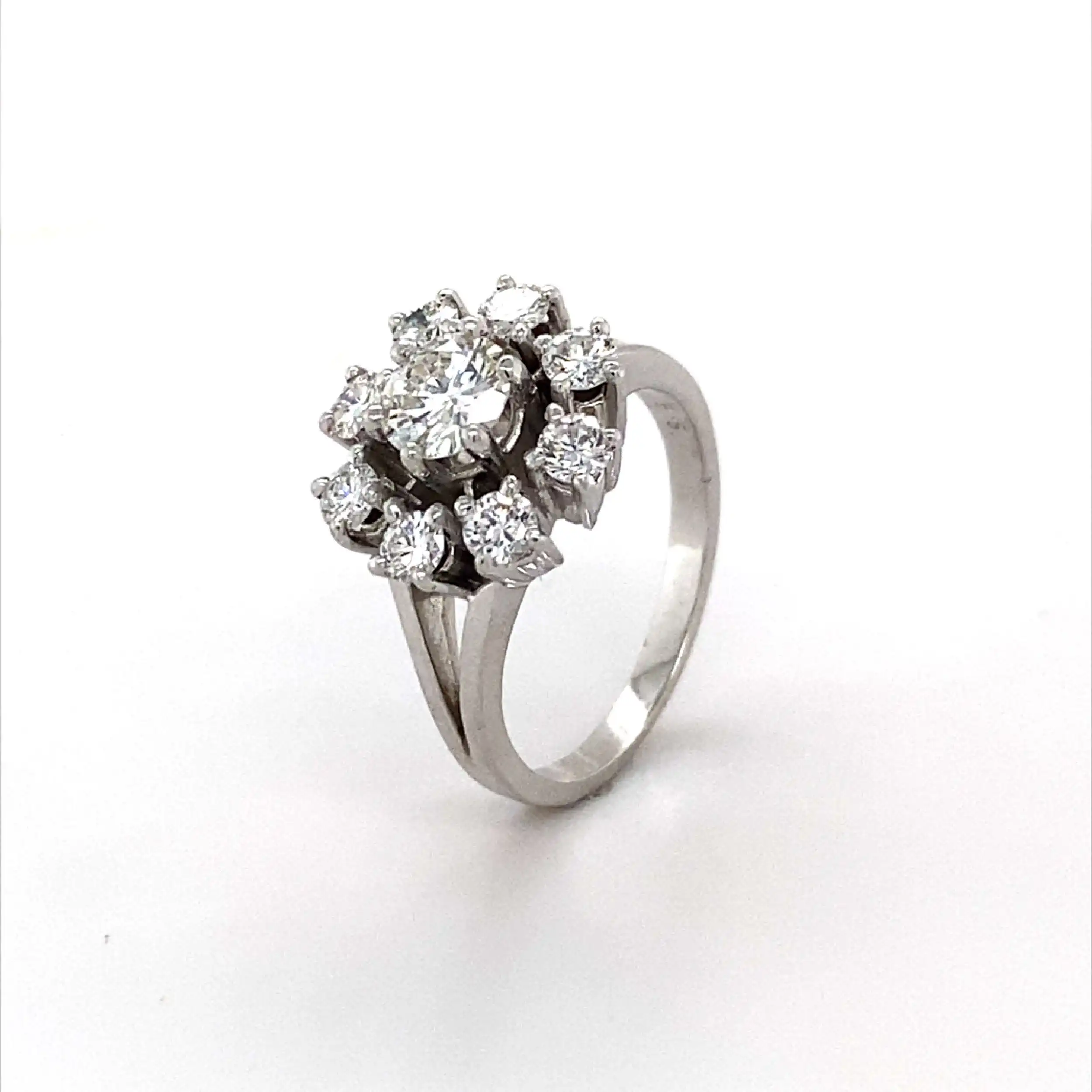 Ring Weißgold mit Brillanten Ring Weißgold mit Brillanten