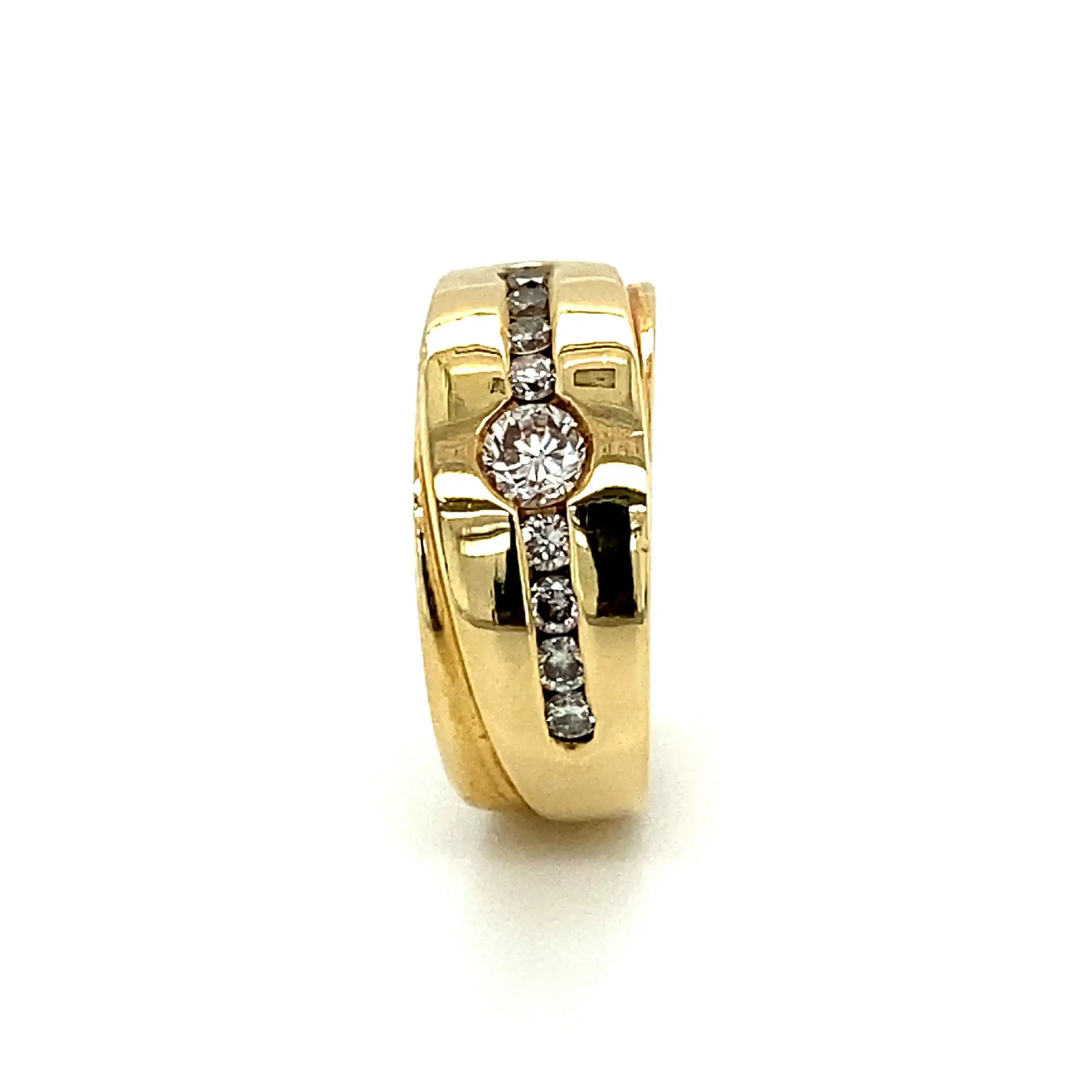 Ring Gelbgold mit Brillanten mit 0,44 graviert Ring Gelbgold mit Brillanten mit 0,44 graviert