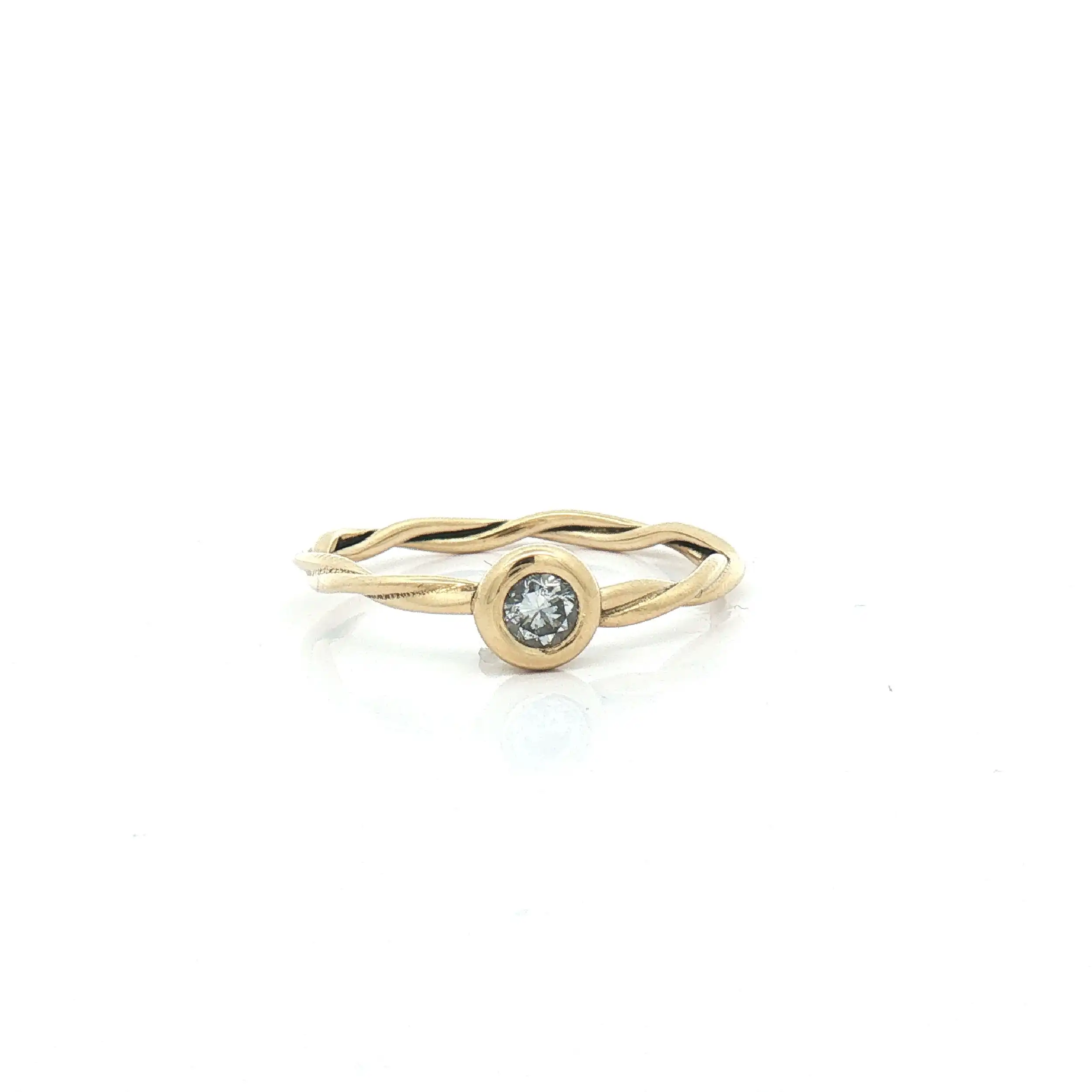Ring Gelbgold geflochten mit Brillant