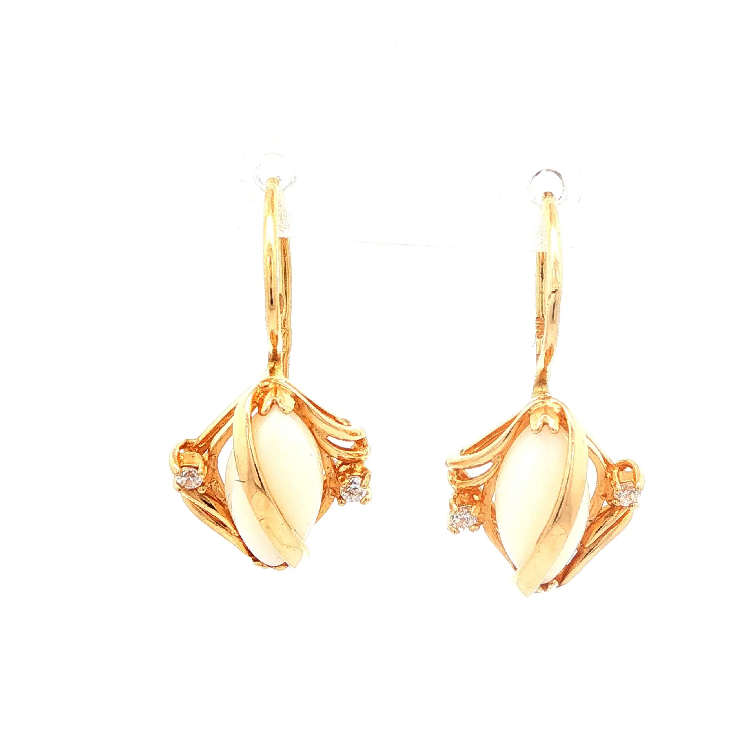 Ohrhänger Gelbgold mit Zirkonia und Farbstein mit opalähnlicher Optik Ohrhänger Gelbgold mit Zirkonia und Farbstein mit opalähnlicher Optik