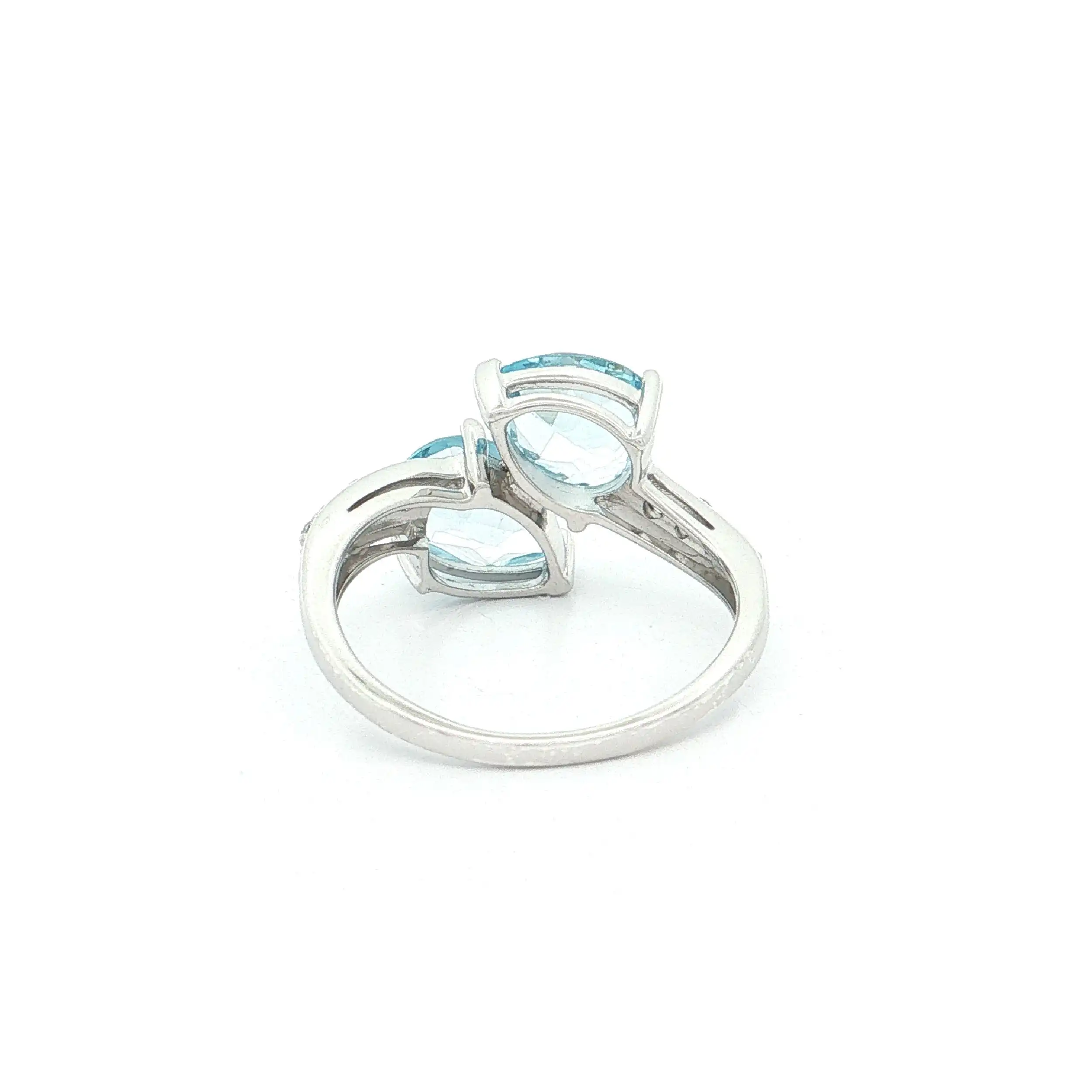 Ring Silber mit Blautopas und Zirkonia