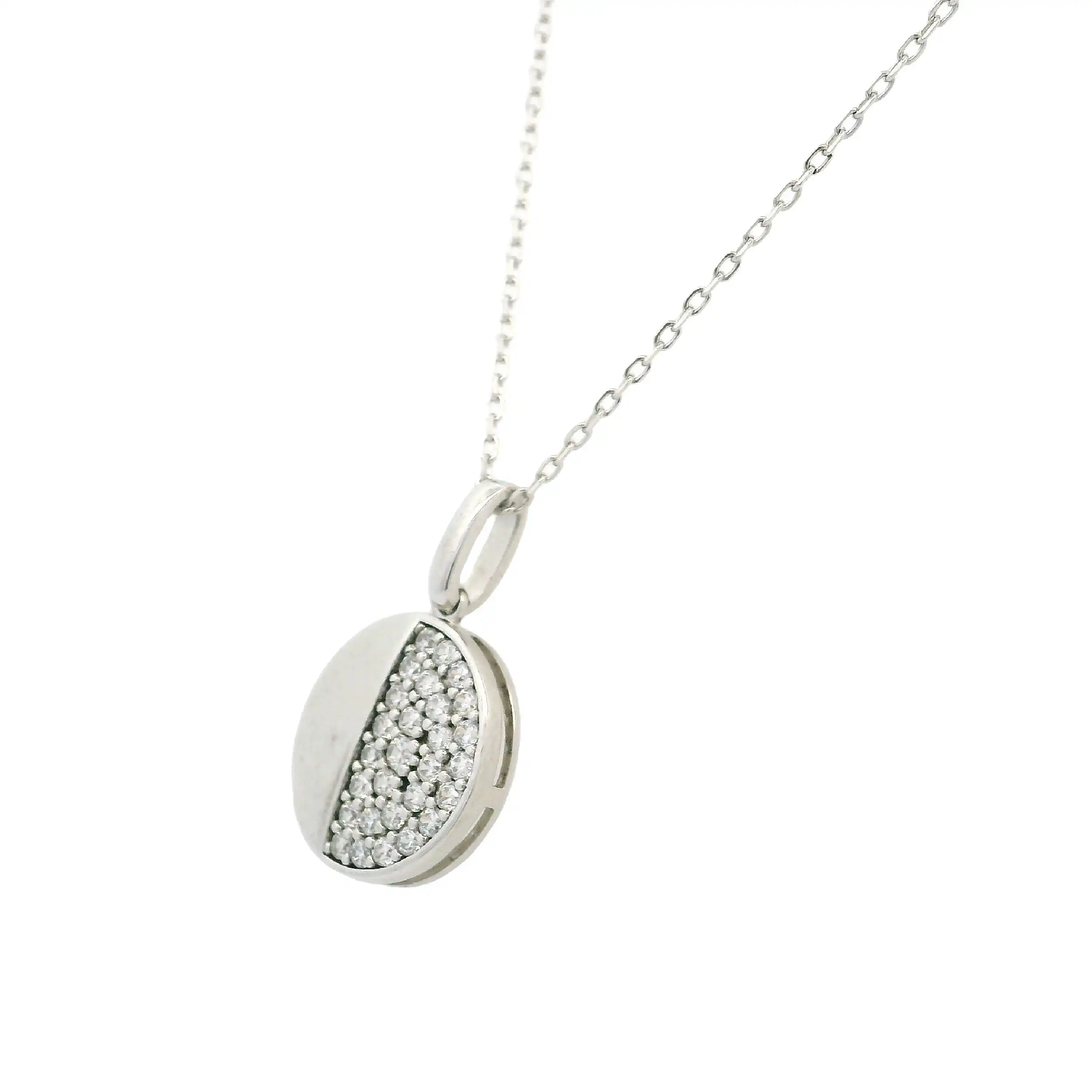 Collier Silber mit rundem Anhänger mit 28 Zirkonia