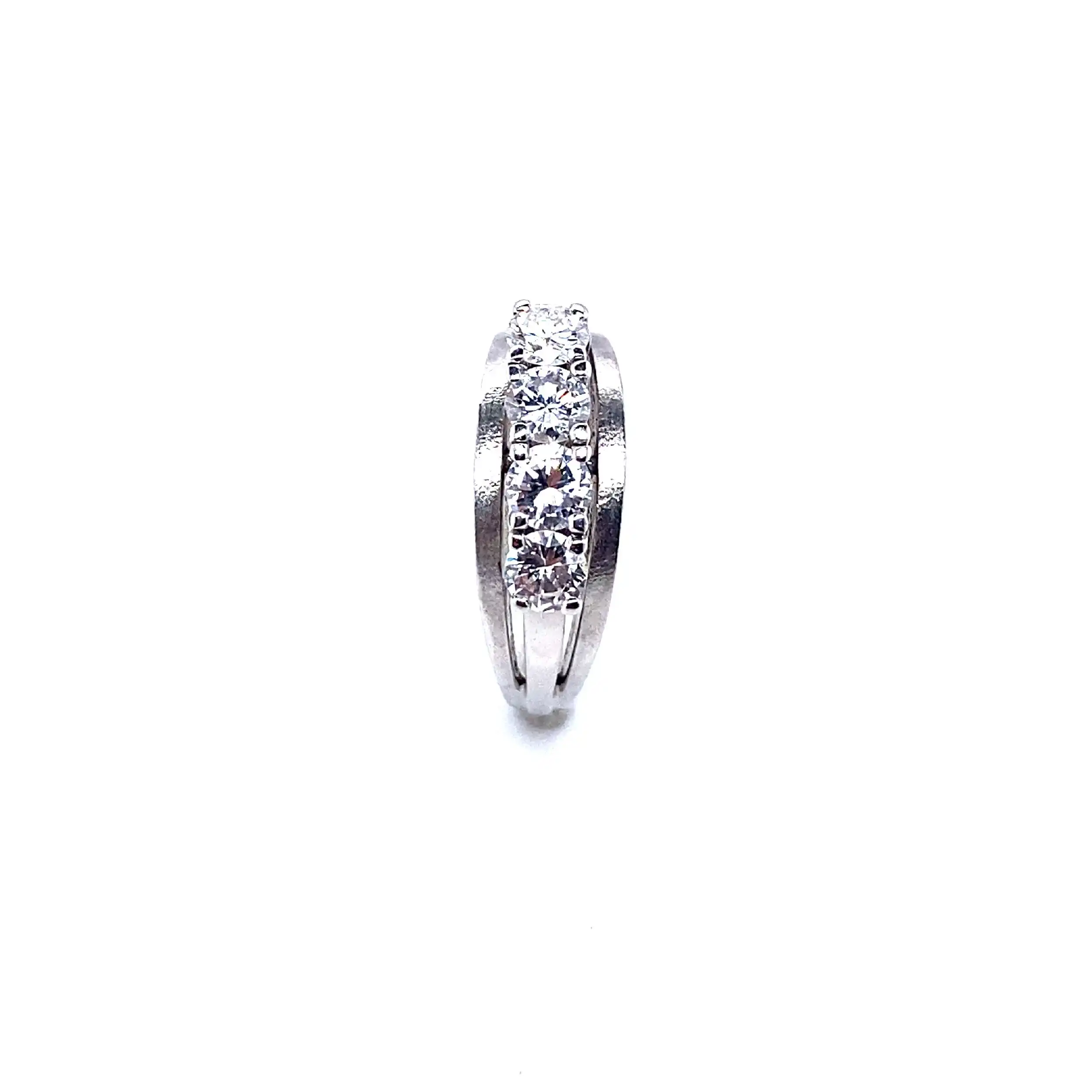 Ring Weißgold mit Brillanten Ring Weißgold mit Brillanten