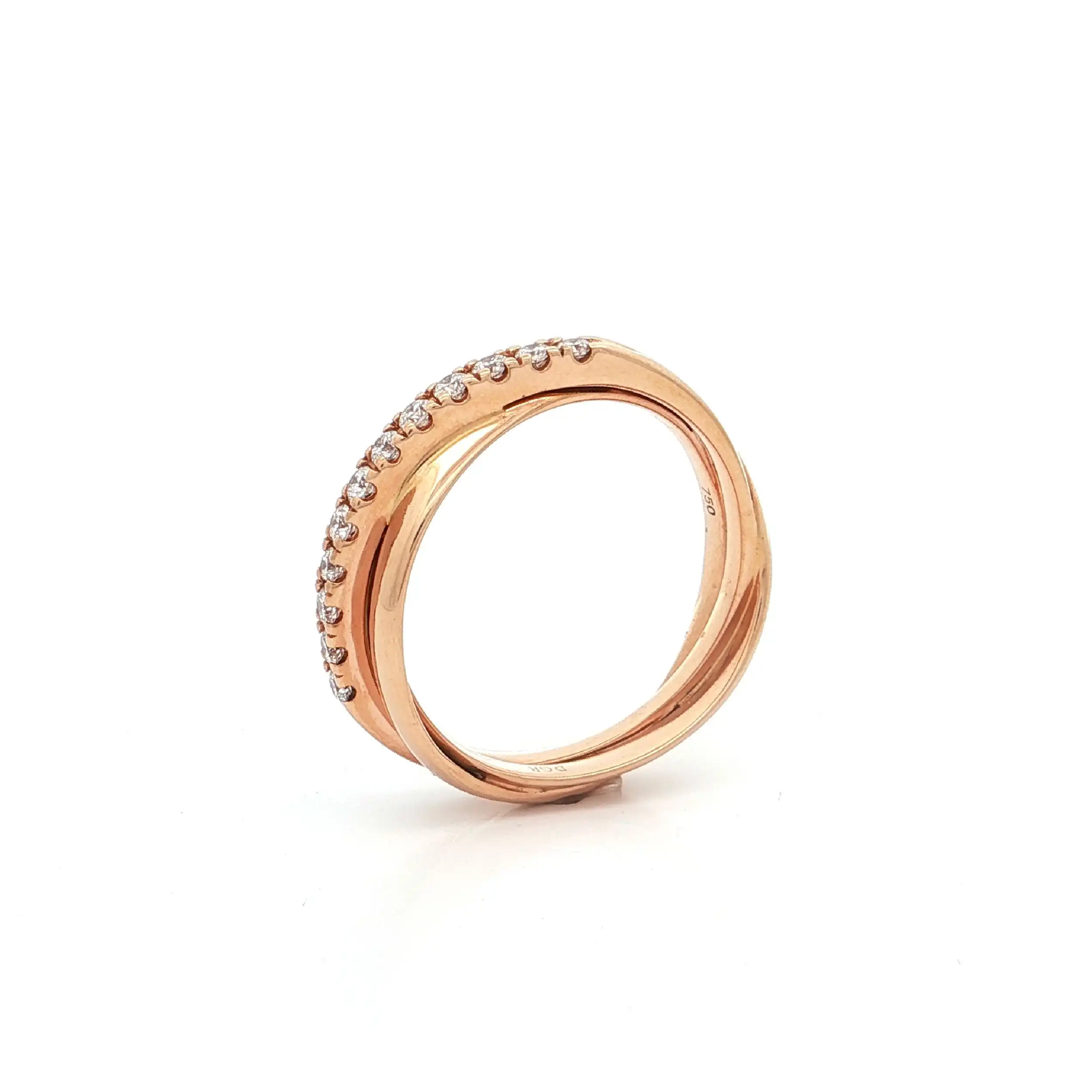 Ring Roségold gedreht mit Brillanten Ring Roségold gedreht mit Brillanten