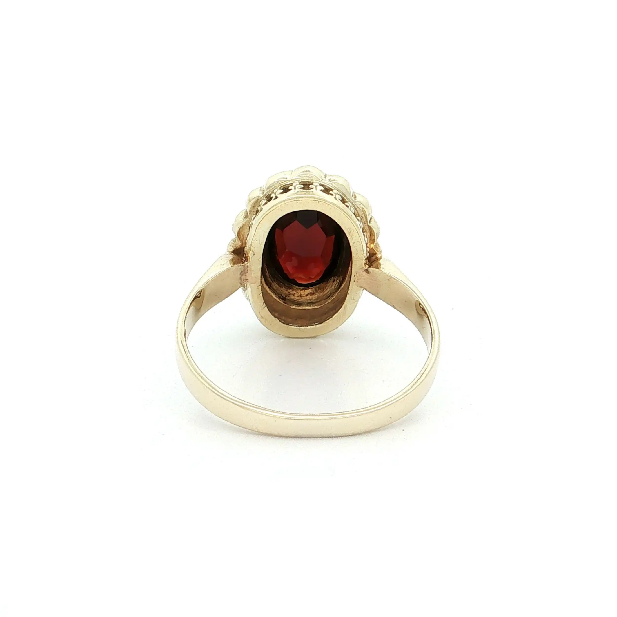 Ring Gelbgold mit Granat Ring Gelbgold mit Granat