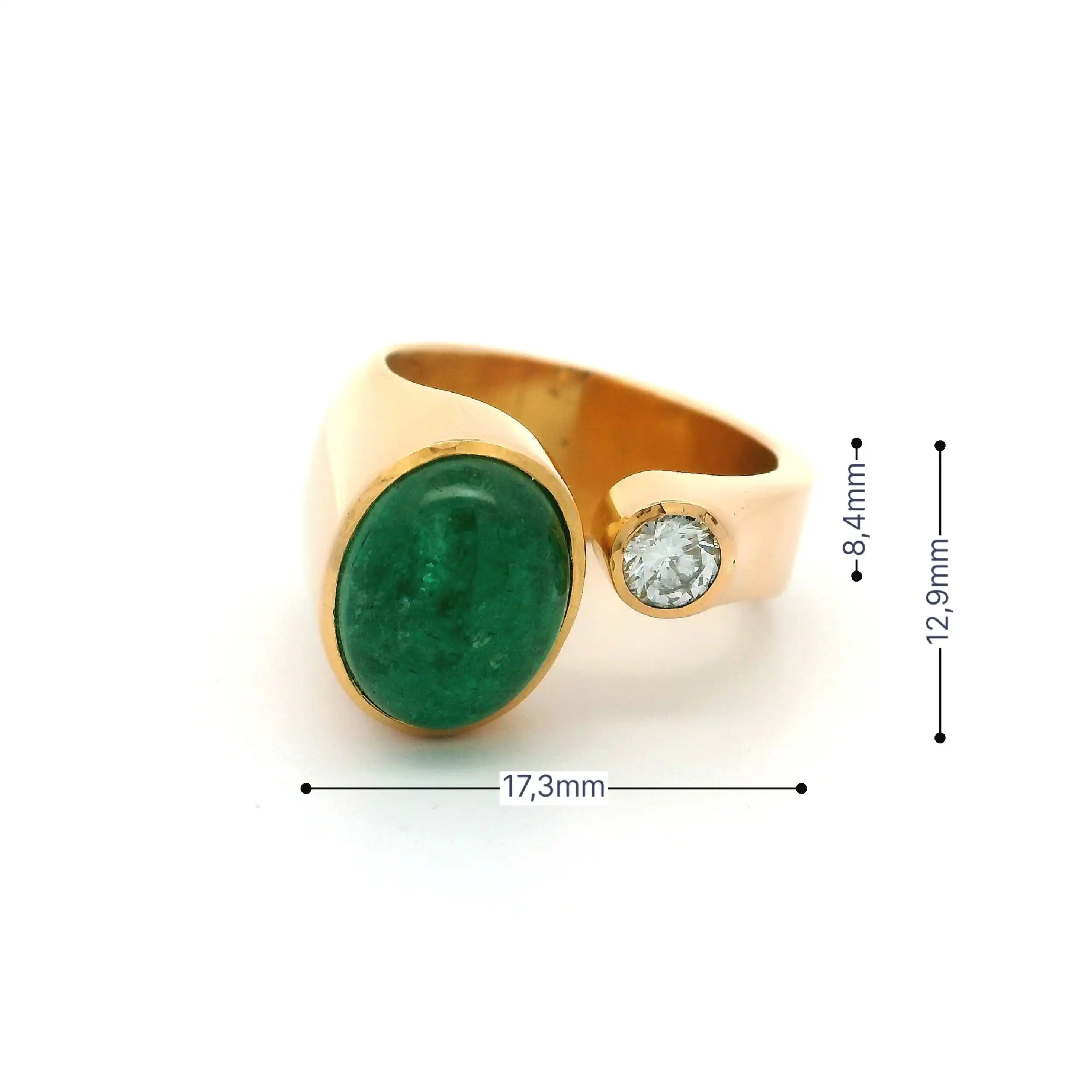 Ring Gelbgold mit Smaragd Cabochon & Brillant