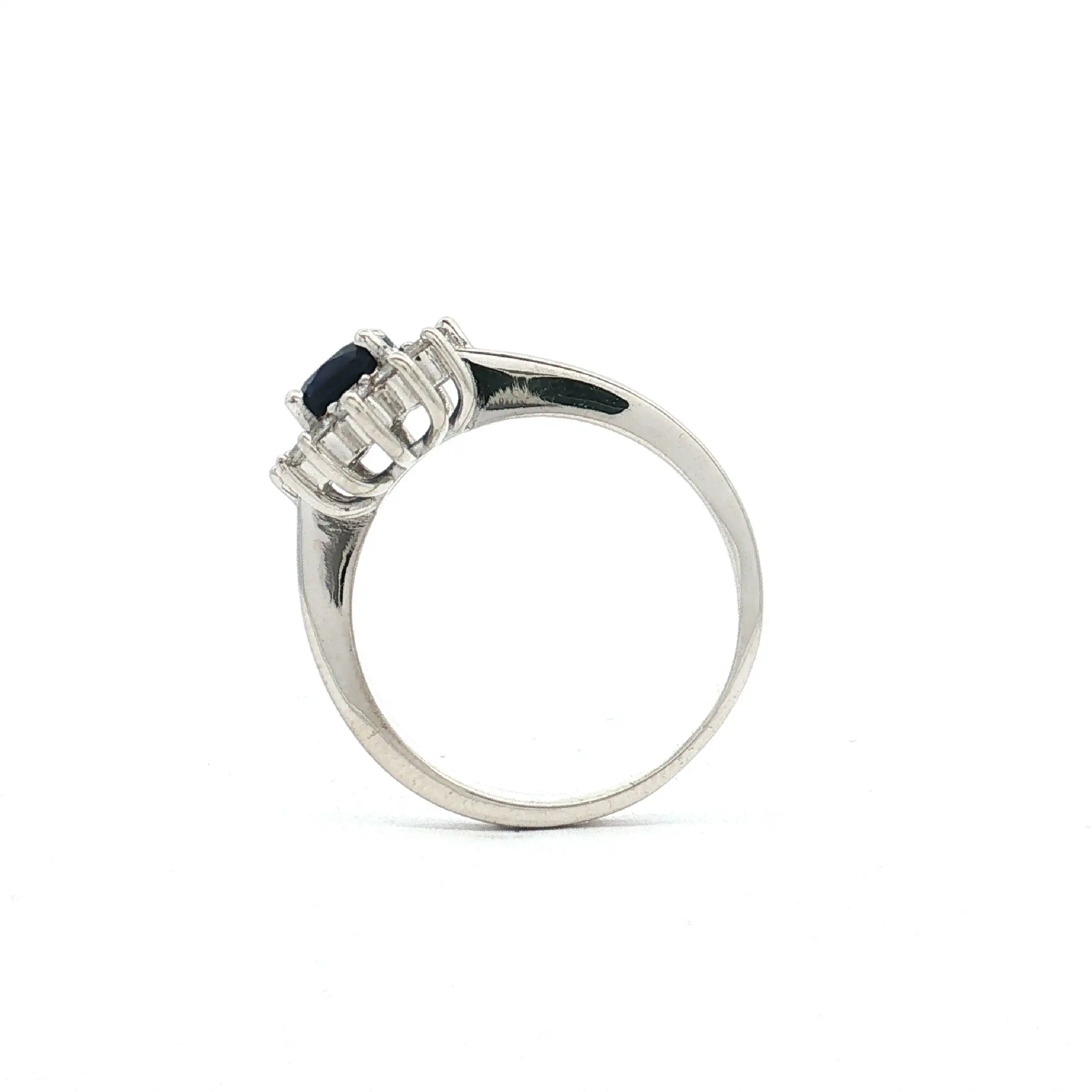 Ring Silber mit blauem Stein und Zirkonia Ring Silber mit blauem Stein und Zirkonia
