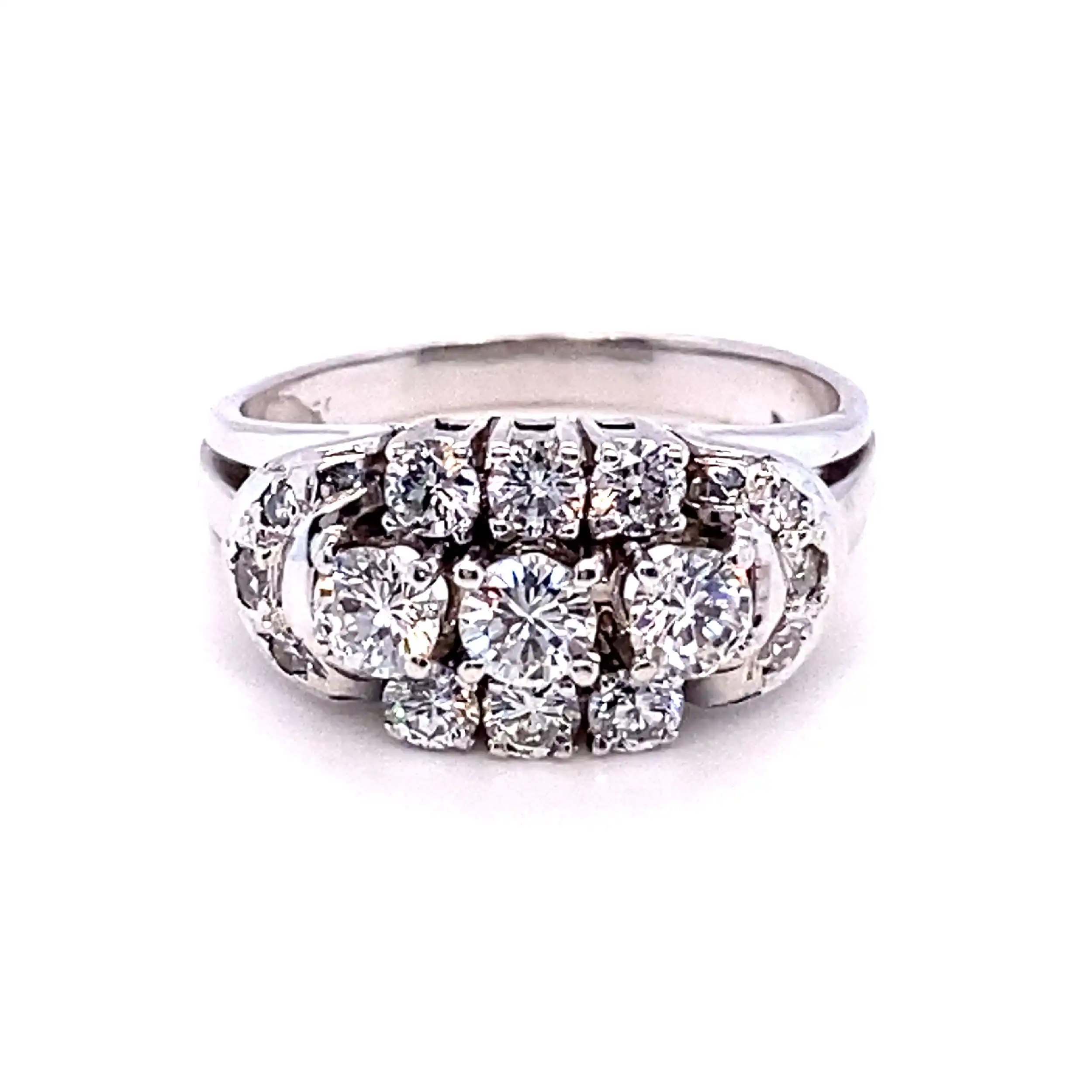 Ring weißgold mit 9 Brillanten und 6 Diamanten Ring weißgold mit 9 Brillanten und 6 Diamanten