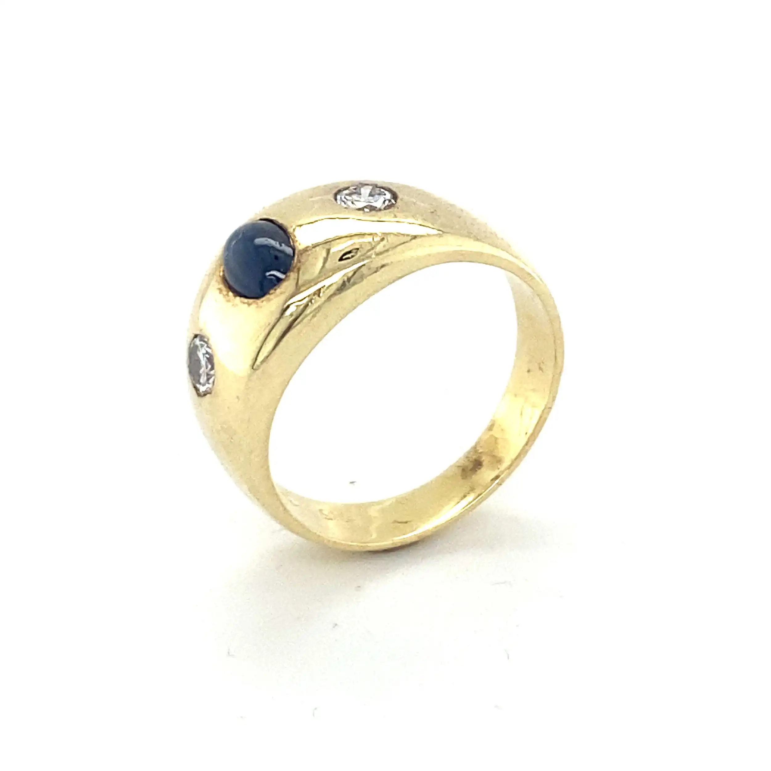 Bandring mit Saphircabochon und Brillanten Bandring mit Saphircabochon und Brillanten
