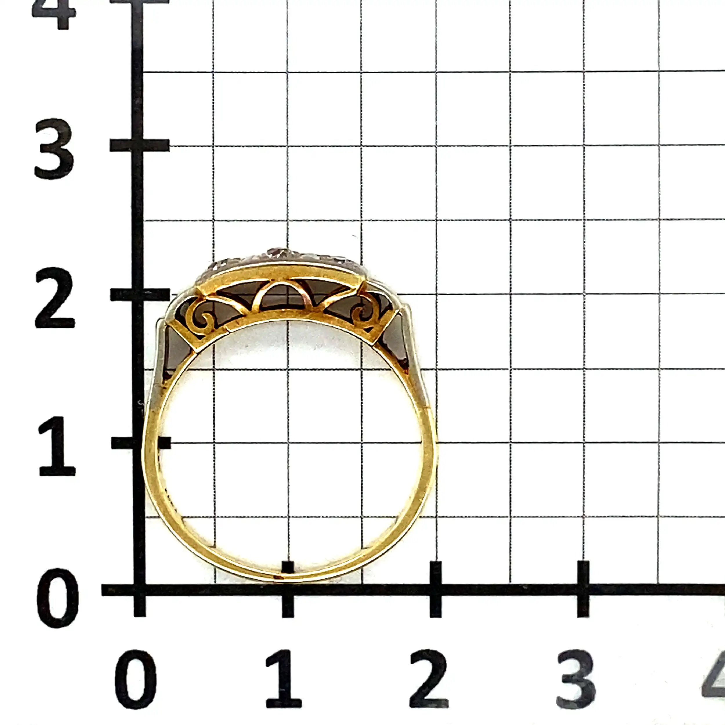Ring Bicolor mit Diamanten im Altschliff Ring Bicolor mit Diamanten im Altschliff