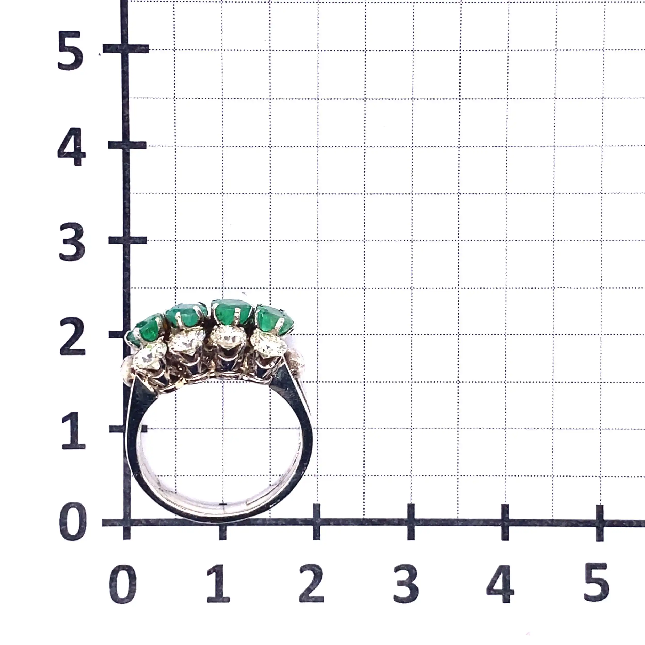Ring Gelbgold mit Smaragd und Brillanten Ring Gelbgold mit Smaragd und Brillanten
