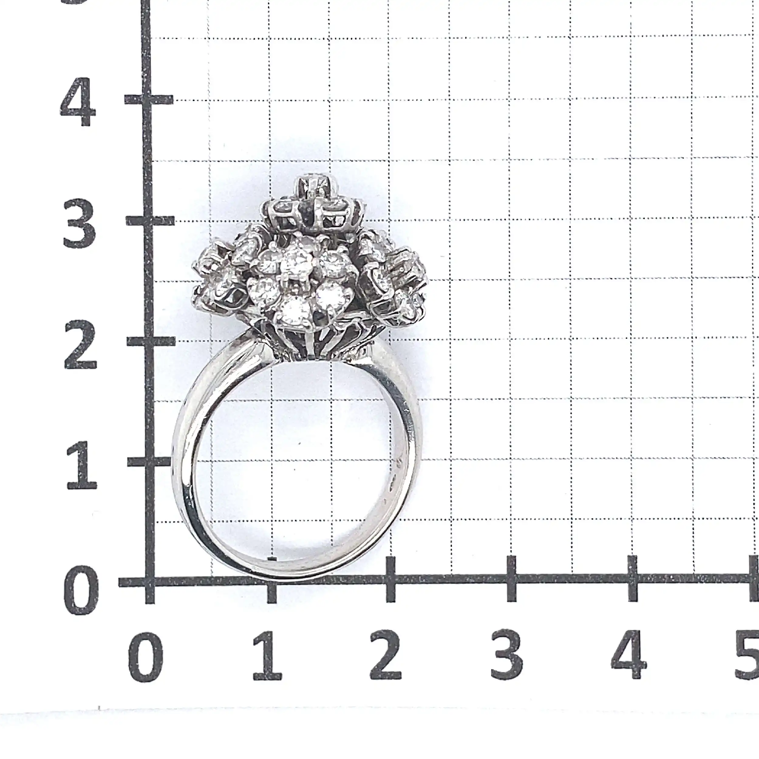 Ring Weißgold mit beweglichen Brillanten Ring Weißgold mit beweglichen Brillanten