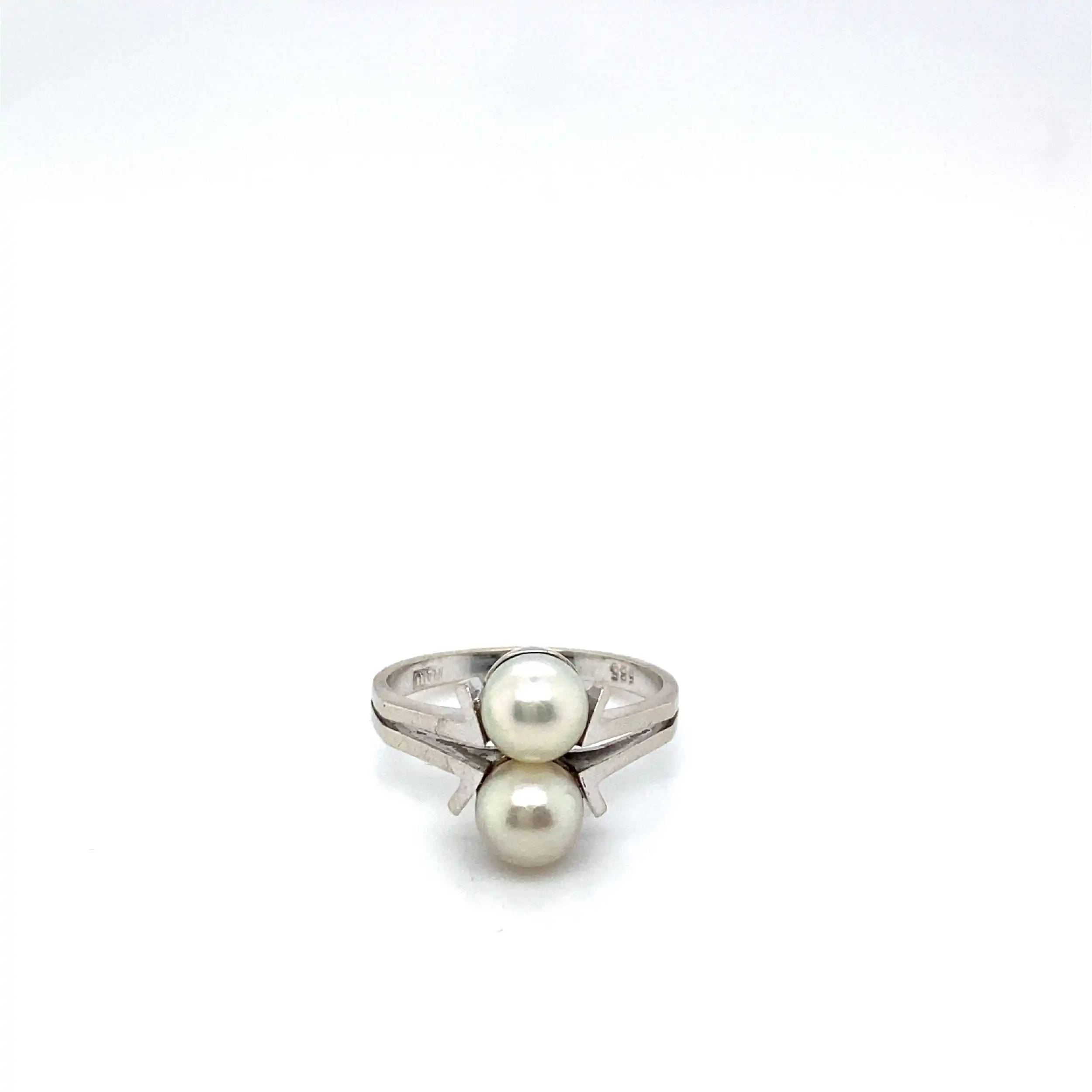 Ring Weißgold mit Perlen Ring Weißgold mit Perlen