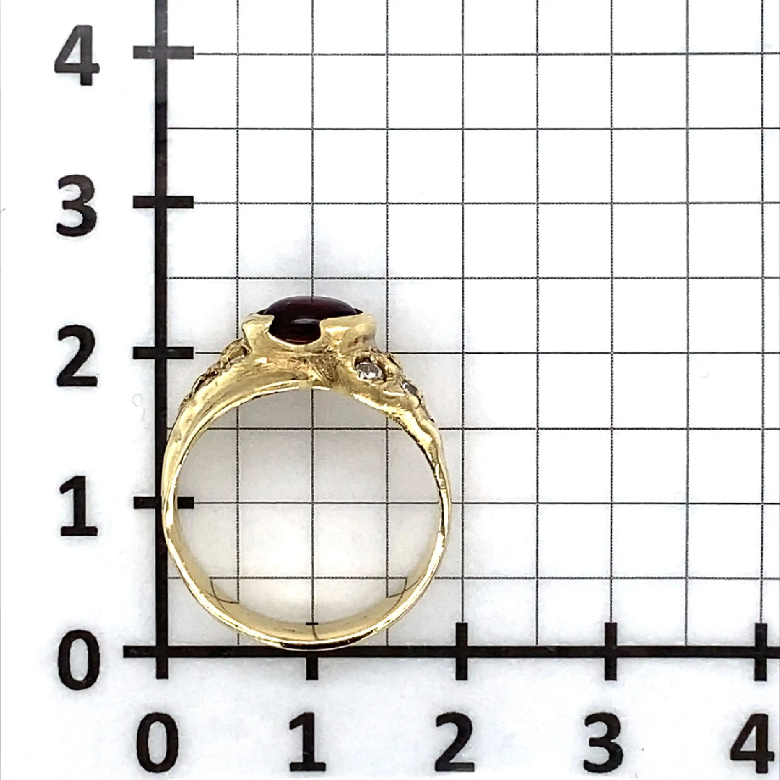 Ring Gelbgold mit rotem Farbstein und Zirkonia Ring Gelbgold mit rotem Farbstein und Zirkonia