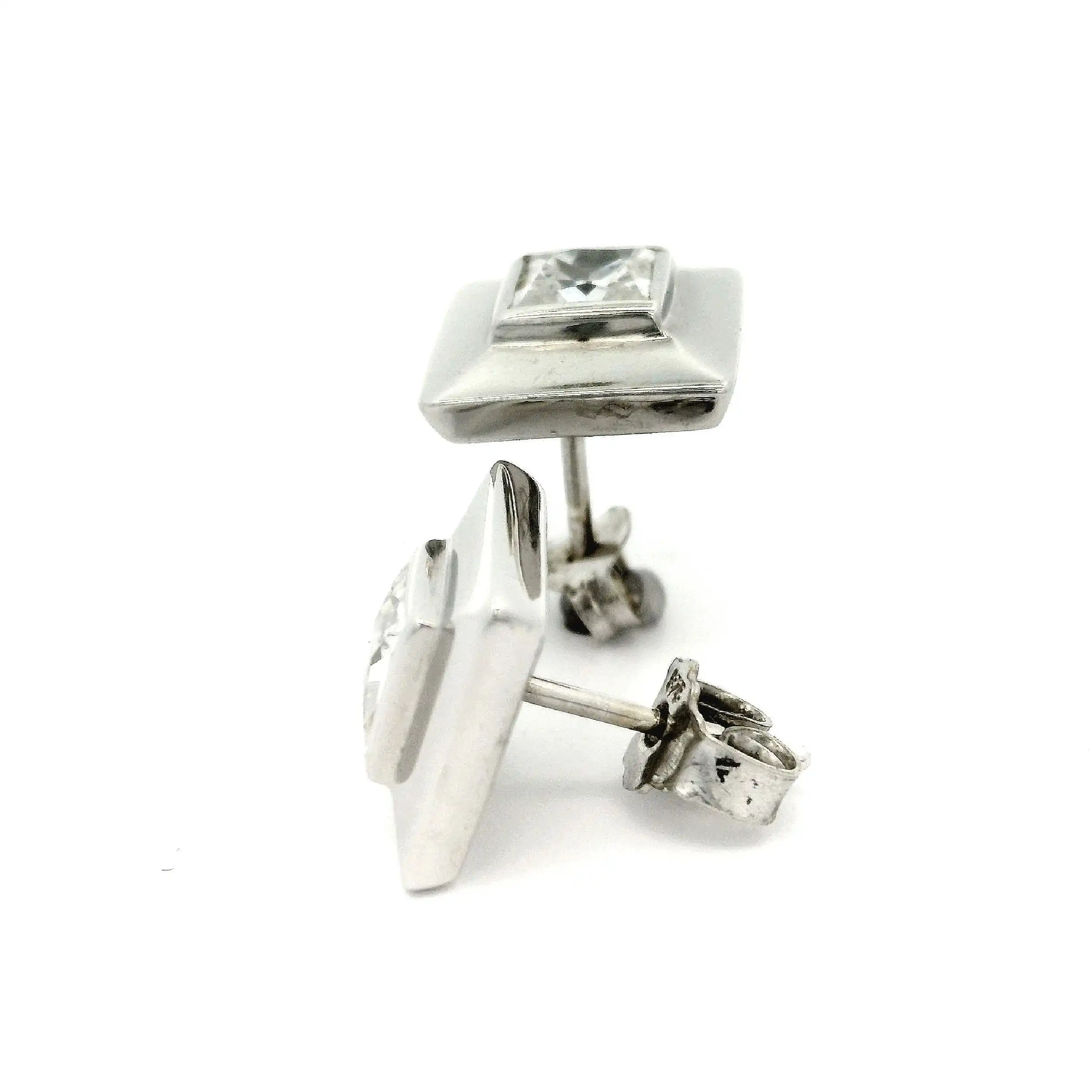 Ohrstecker Silber viereckig mit Zirkonia