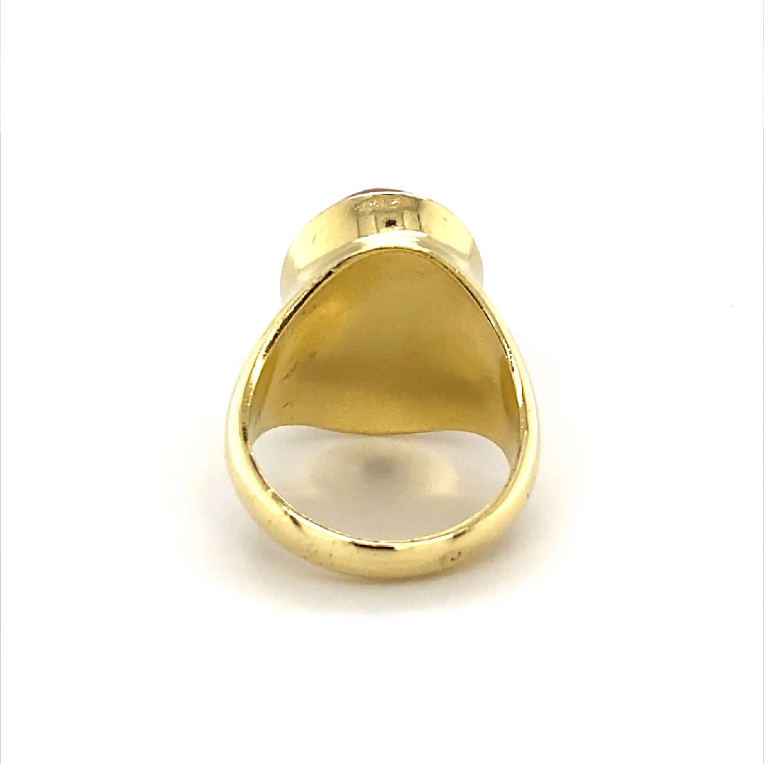 Ring Gelbgold mit Koralle Cabochon Ring Gelbgold mit Koralle Cabochon