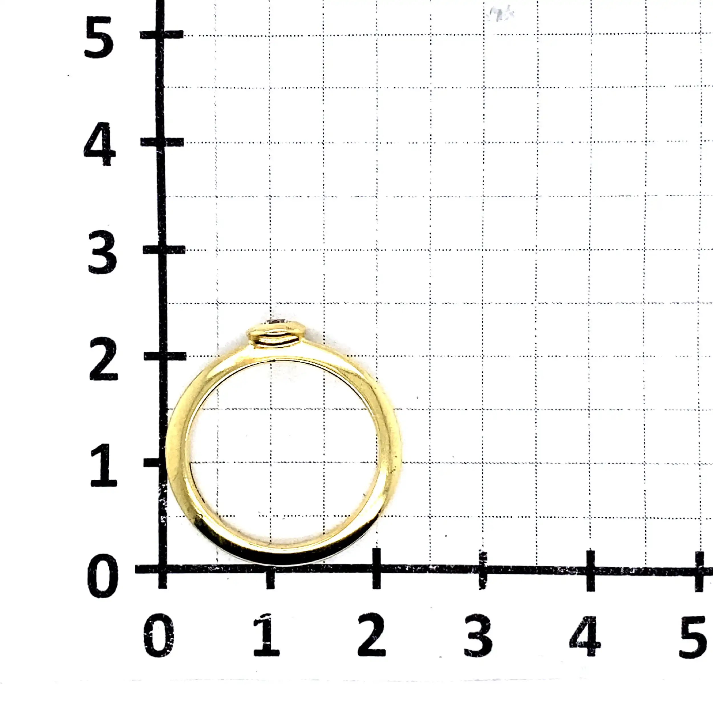 Ring Gelbgold mit Brillant, graviert mit 0,11ct Ring Gelbgold mit Brillant, graviert mit 0,11ct