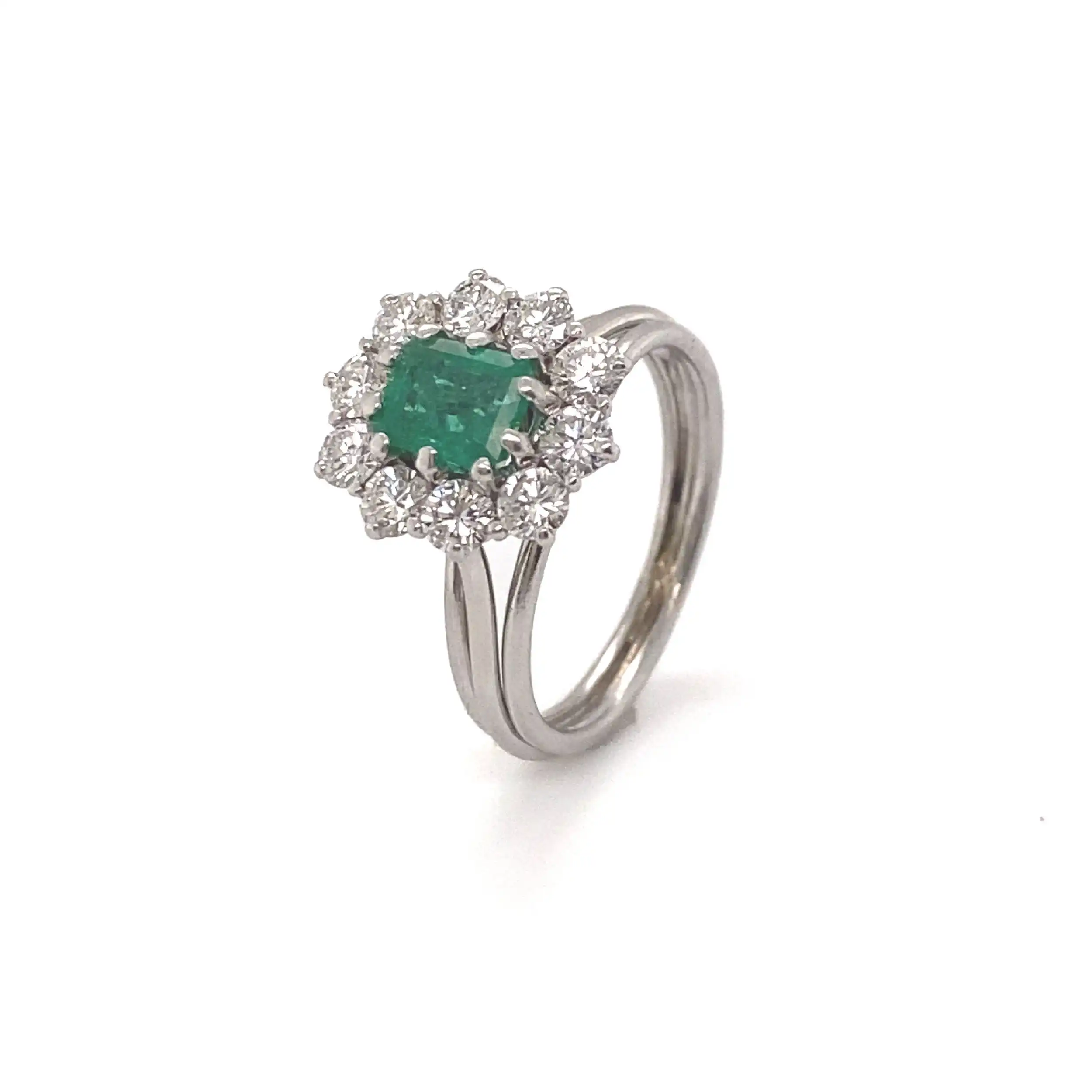 Ring Weißgold mit Brillanten und Smaragd Ring Weißgold mit Brillanten und Smaragd