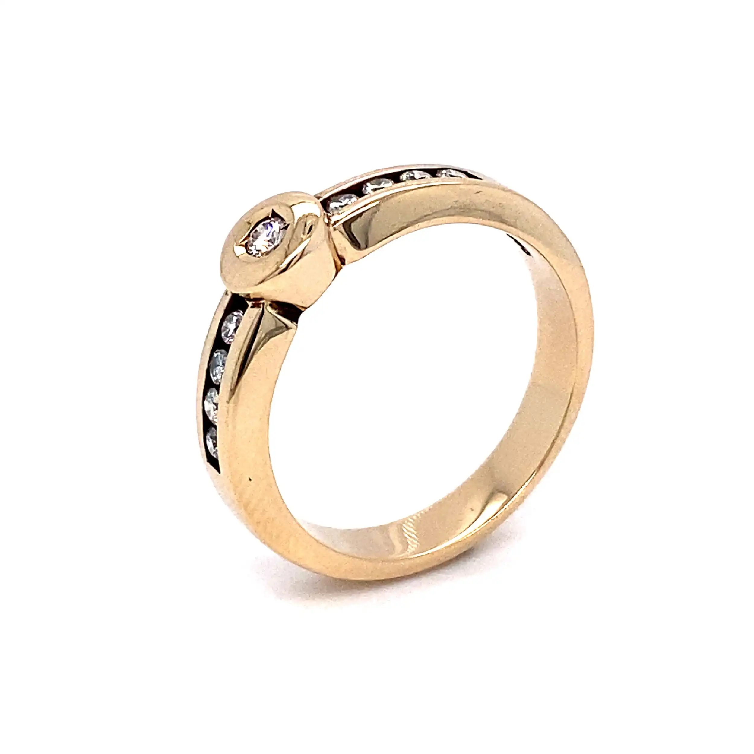 Ring Gelbgold mit Brillanten Ring Gelbgold mit Brillanten