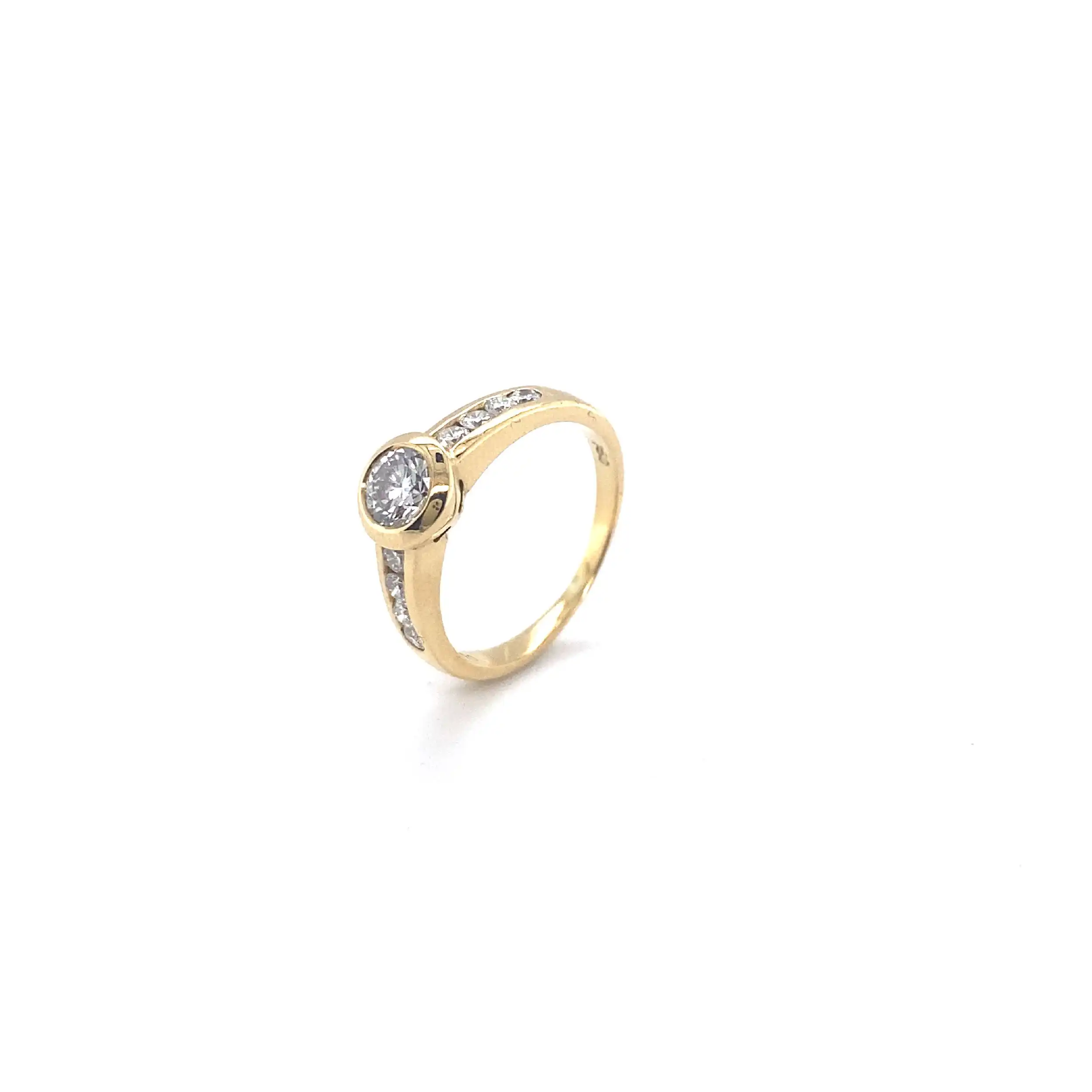 Ring Gelbgold mit Brillanten Ring Gelbgold mit Brillanten