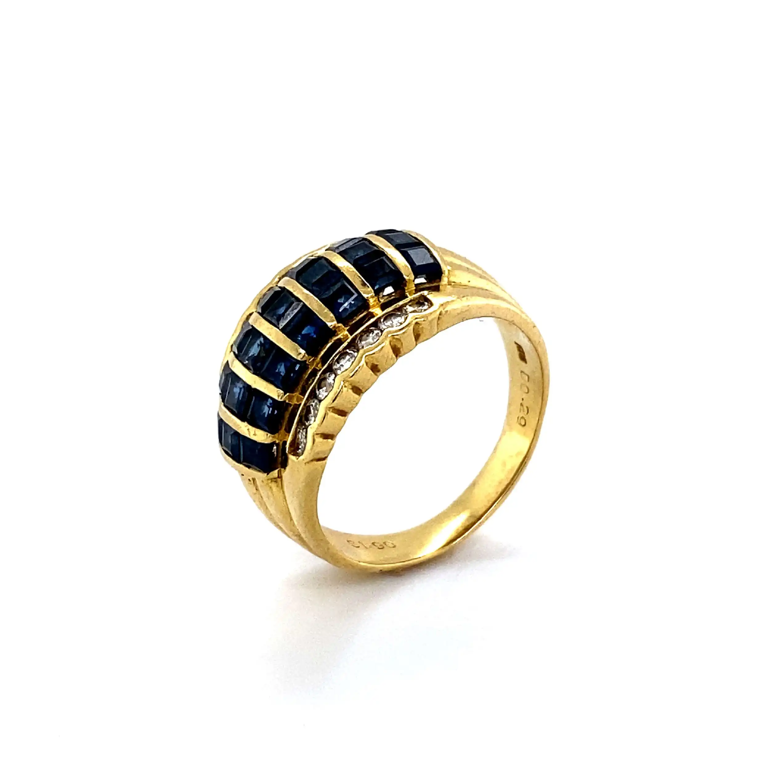 Ring Gelbgold mit Saphiren und Brillanten, graviert mit 0,29ct Ring Gelbgold mit Saphiren und Brillanten, graviert mit 0,29ct