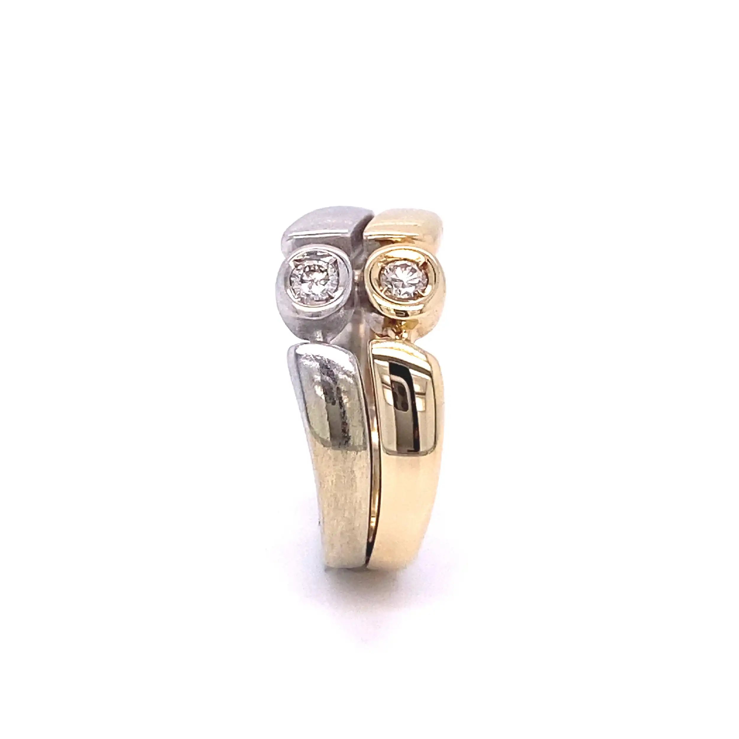 Ring Bicolor Gelbgold/Weißgold mit 2 Brillanten Ring Bicolor Gelbgold/Weißgold mit 2 Brillanten