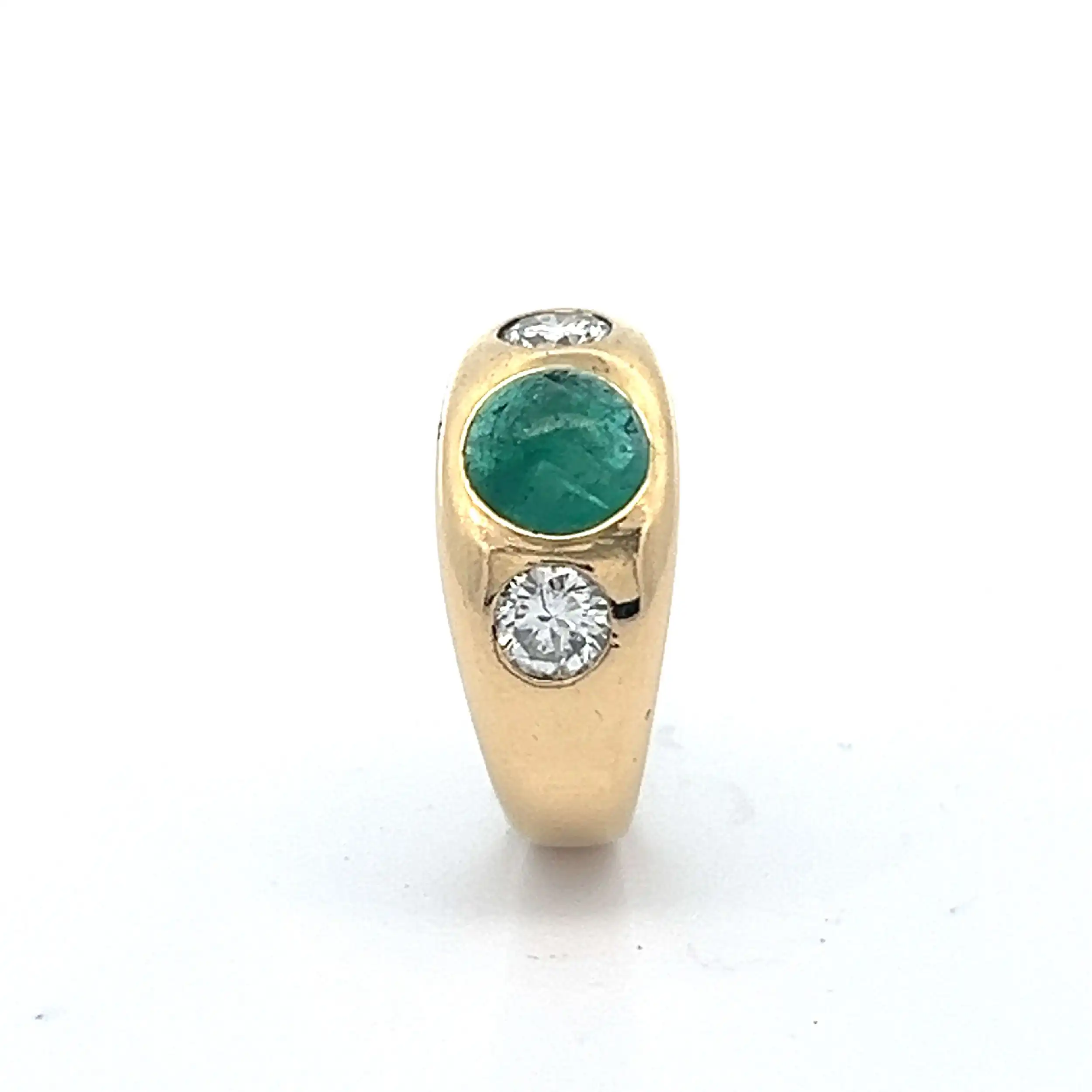 Ring Gelbgold mit Brillanten und Smaragd Cabochon
