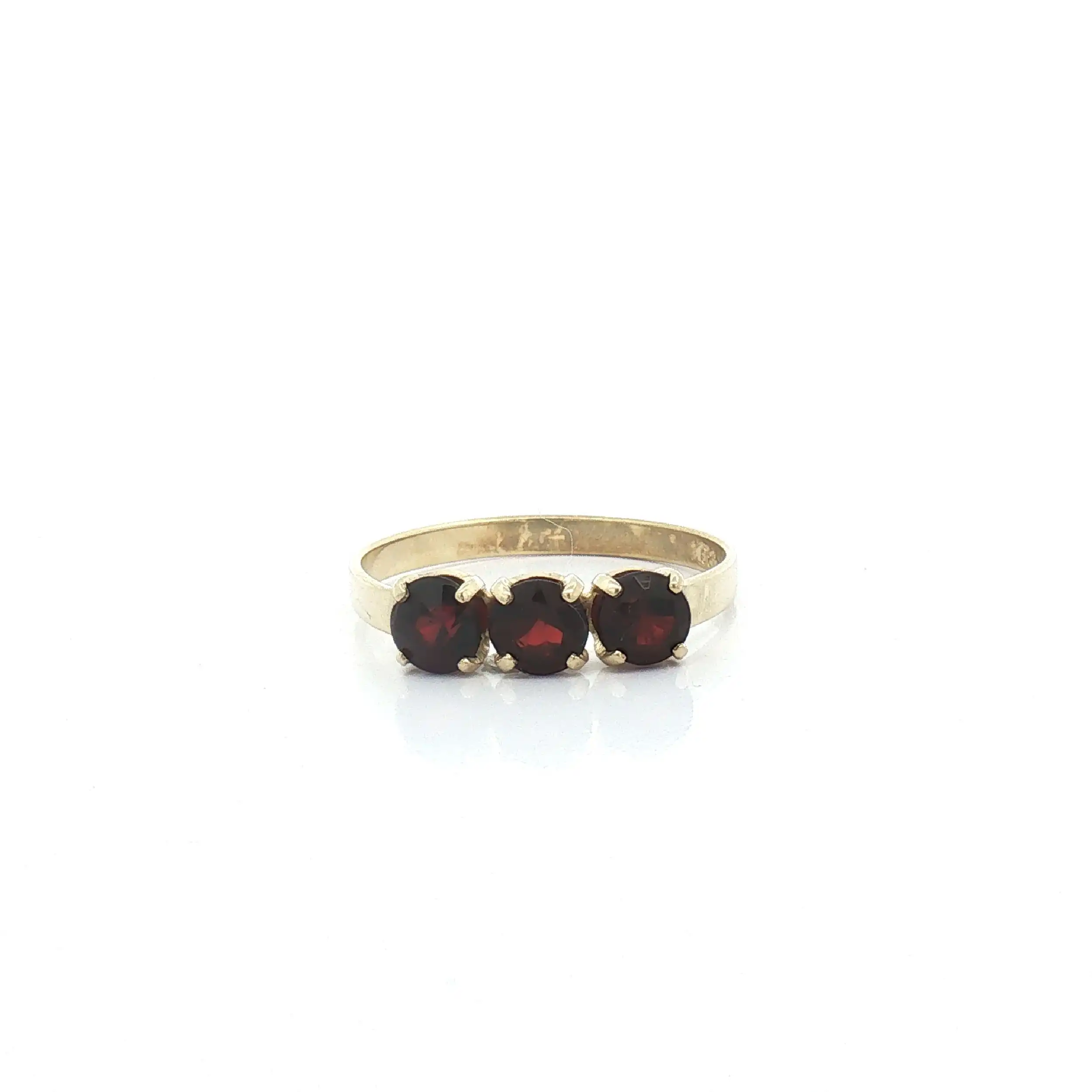 Ring Gelbgold mit Granat