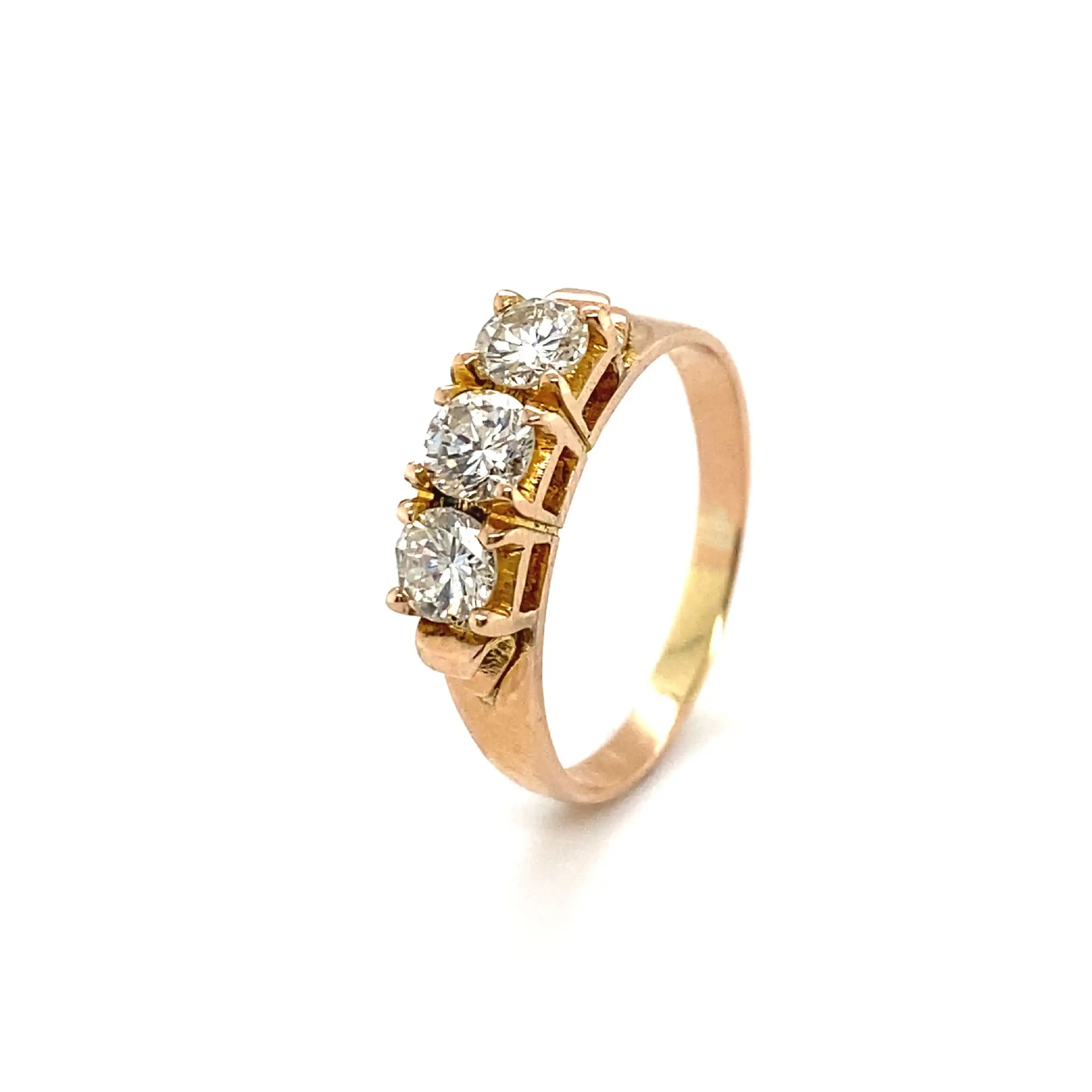 Ring Rotgold mit 3 Brillanten Ring Rotgold mit 3 Brillanten
