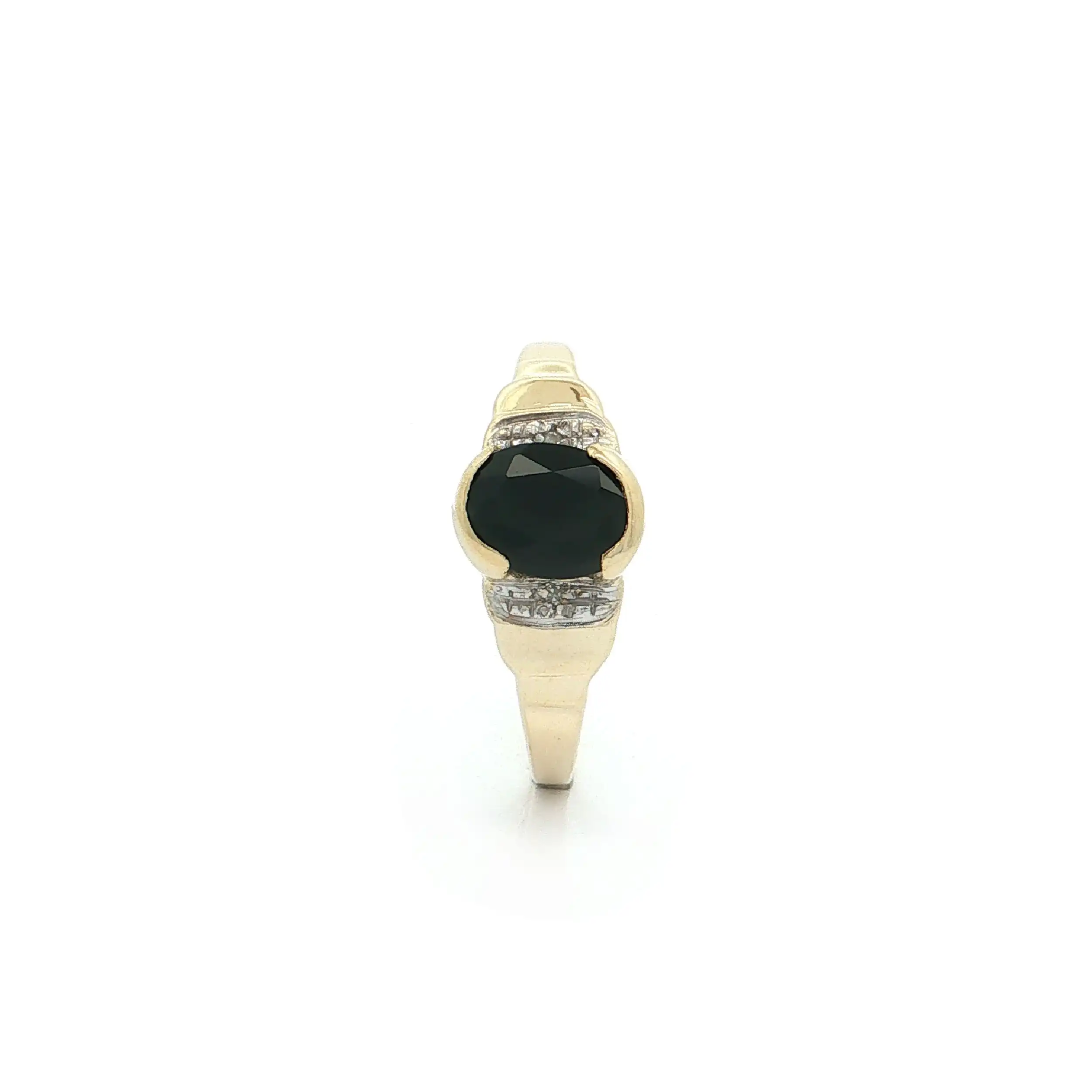 Ring Gelbgold mit Onyx und Diamanten