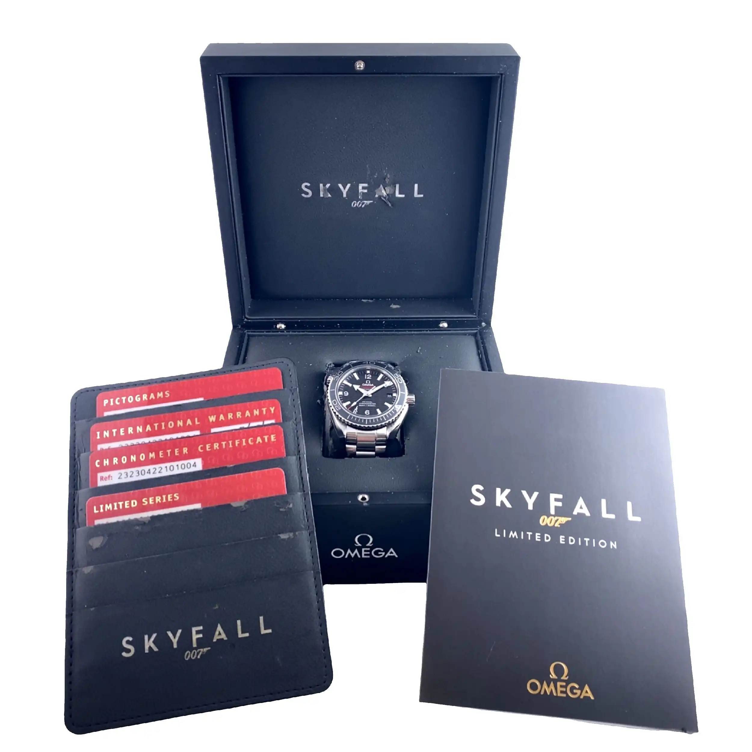Herrenuhr Omega Seamaster Planet Ocean James Bond Skyfall Edition