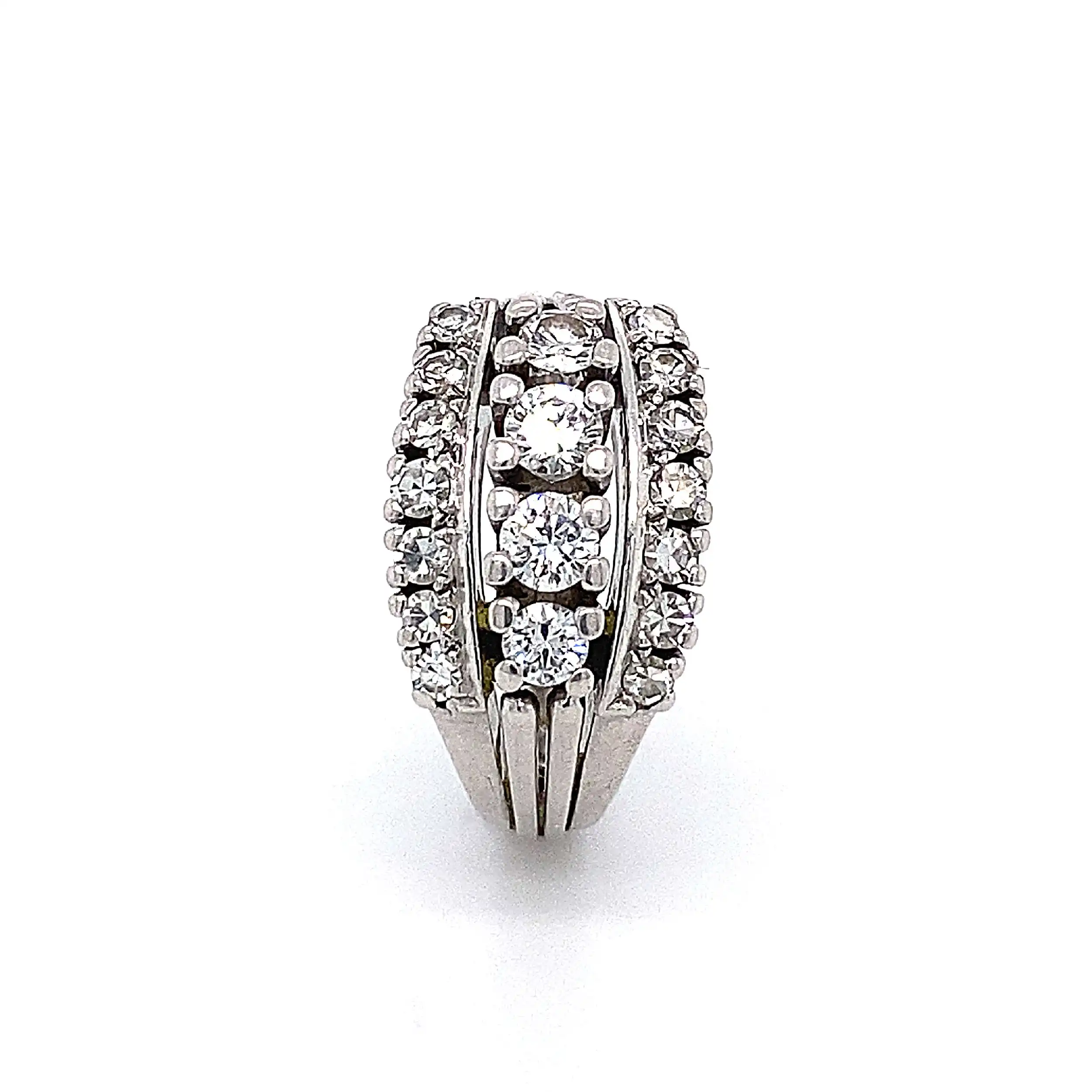 Ring Weißgold mit Brillanten und Diamanten Ring Weißgold mit Brillanten und Diamanten