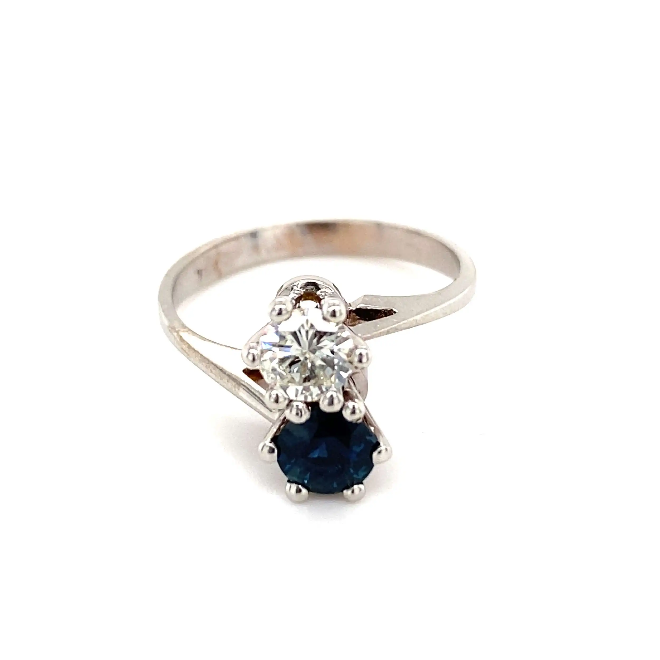 Ring Weißgold mit Saphir & Brillant Ring Weißgold mit Saphir & Brillant